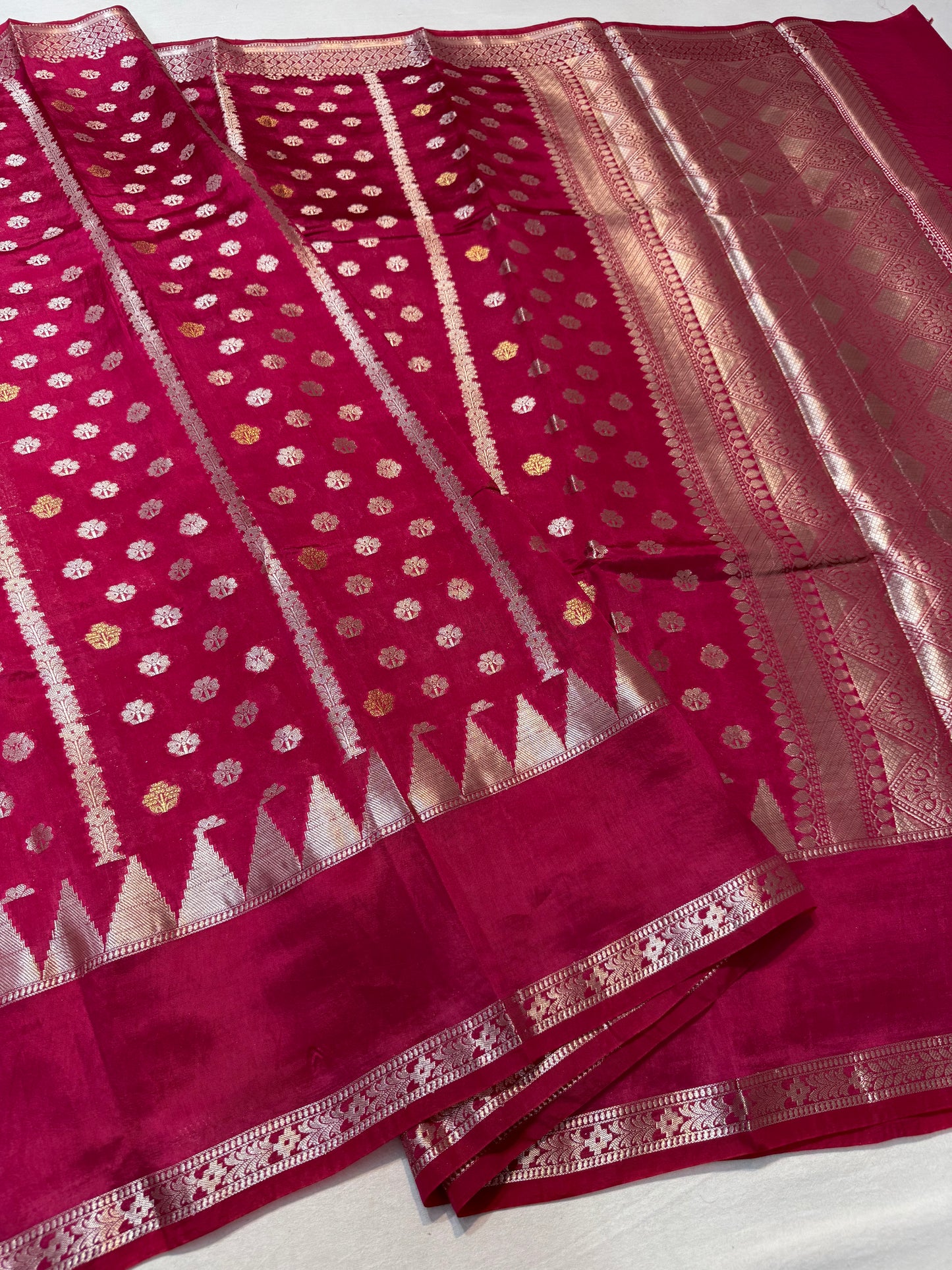 Maharani shade Raw mango soft silk banarasi saree