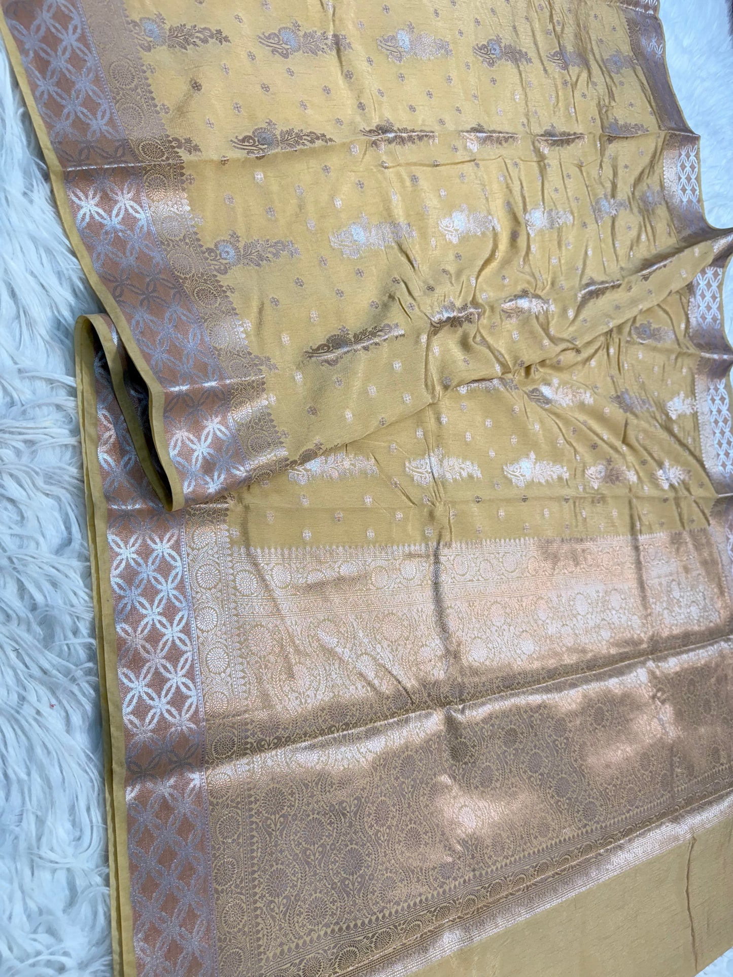 Beige shade Raw mango soft silk banarasi saree