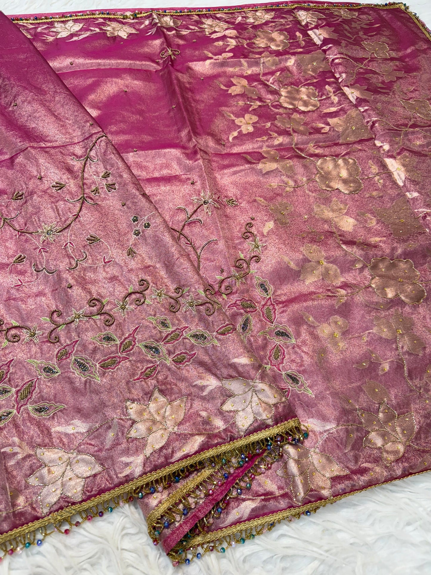 Maharani shade tissue ari & zardosi work designer premium Banarasi saree