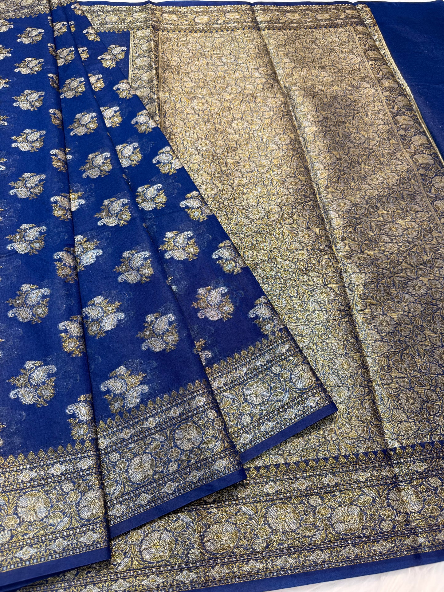 Nevy shade georgatte Banarasi saree