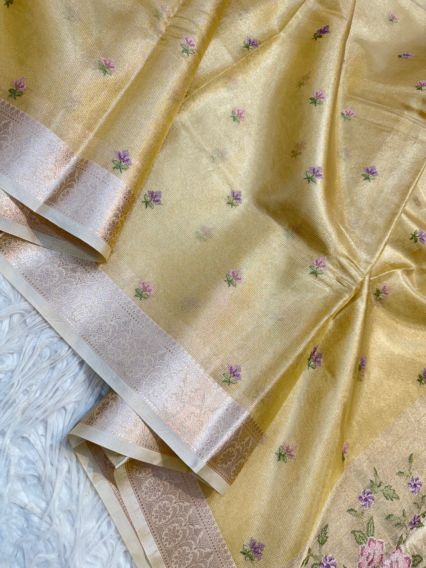 Gold shade tissue kota embroidery primum Banarasi saree