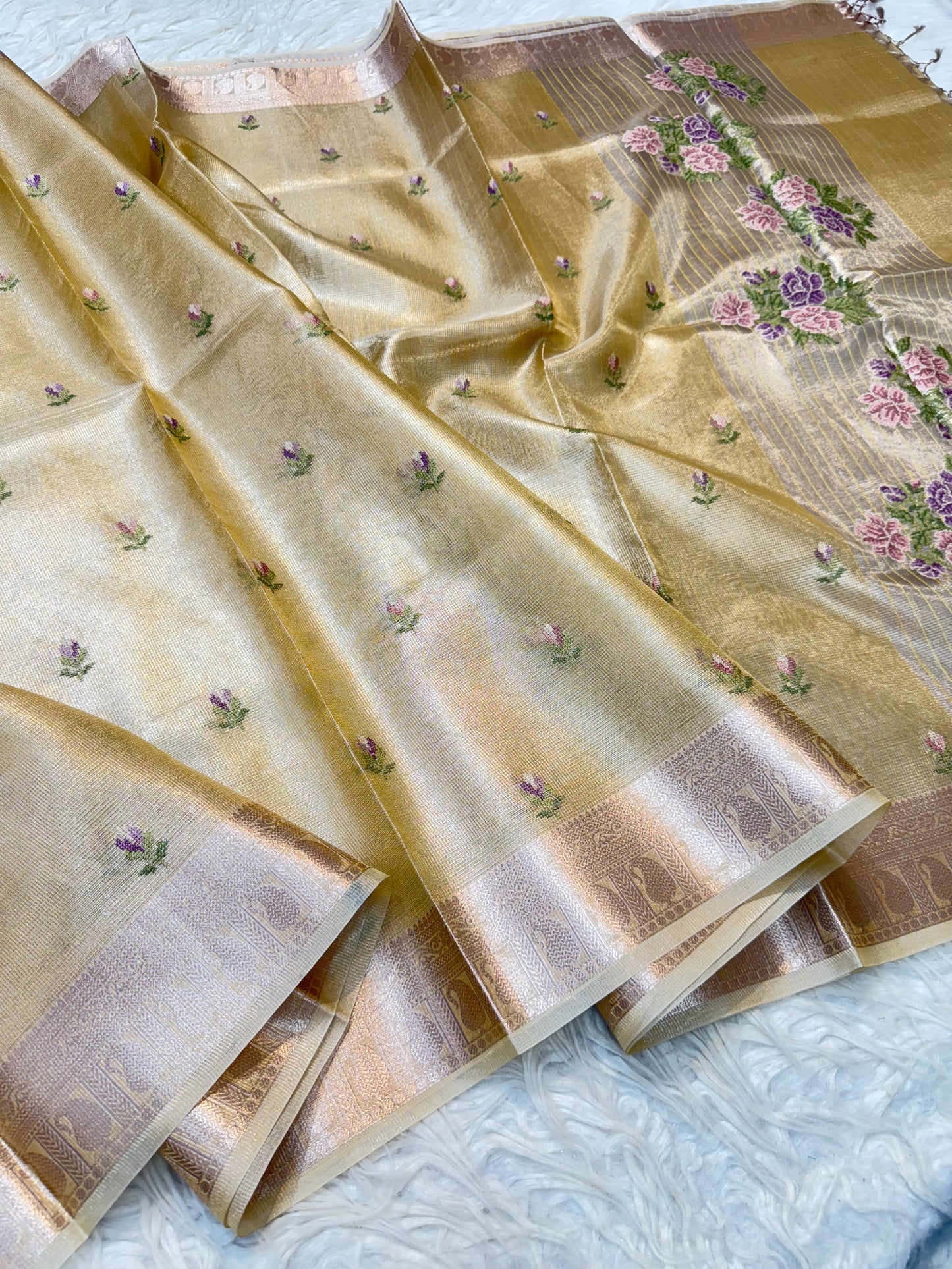 Gold shade tissue kota embroidery primum Banarasi saree