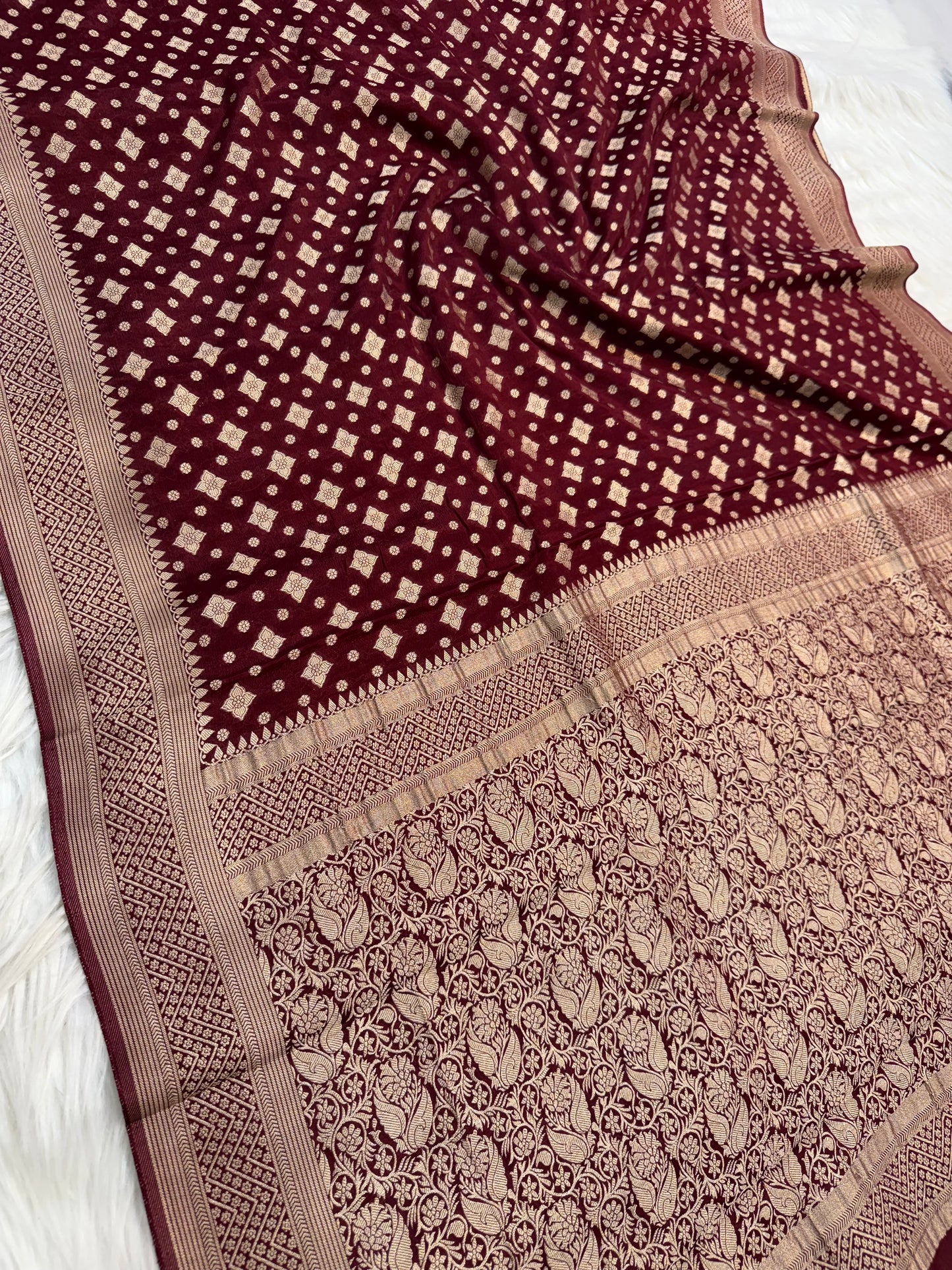 Maroon shade Chinon Viscose premium saree