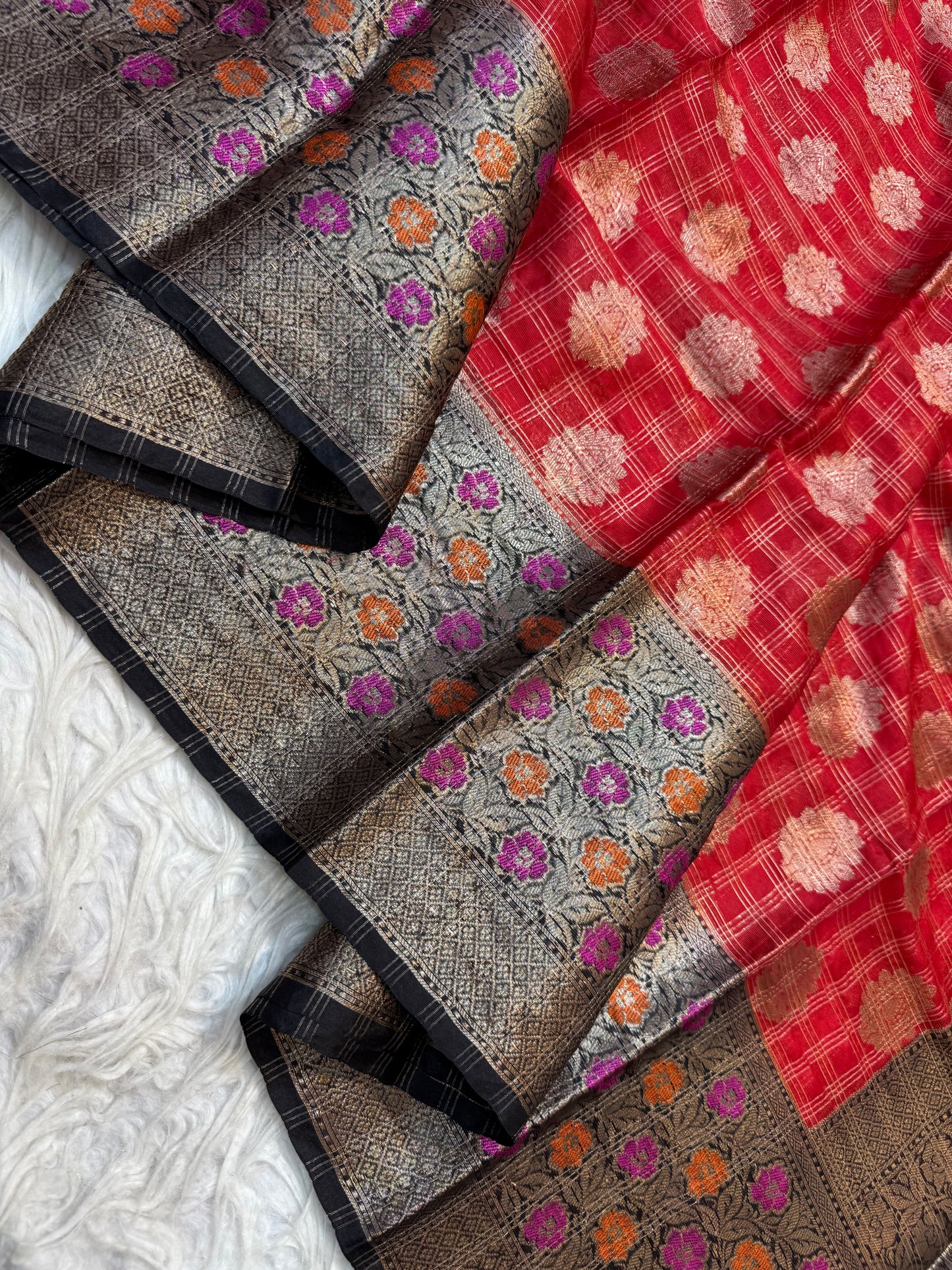 Red black warm silk premium Banarasi saree