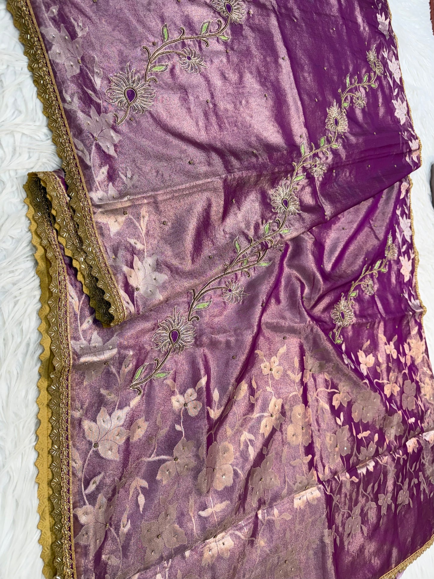 Magenta shade tissue ari & zardosi work designer premium Banarasi saree