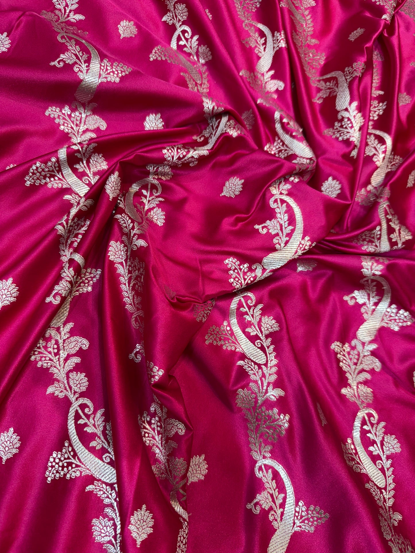 Royal pink shade premium mashru katan Banarasi saree