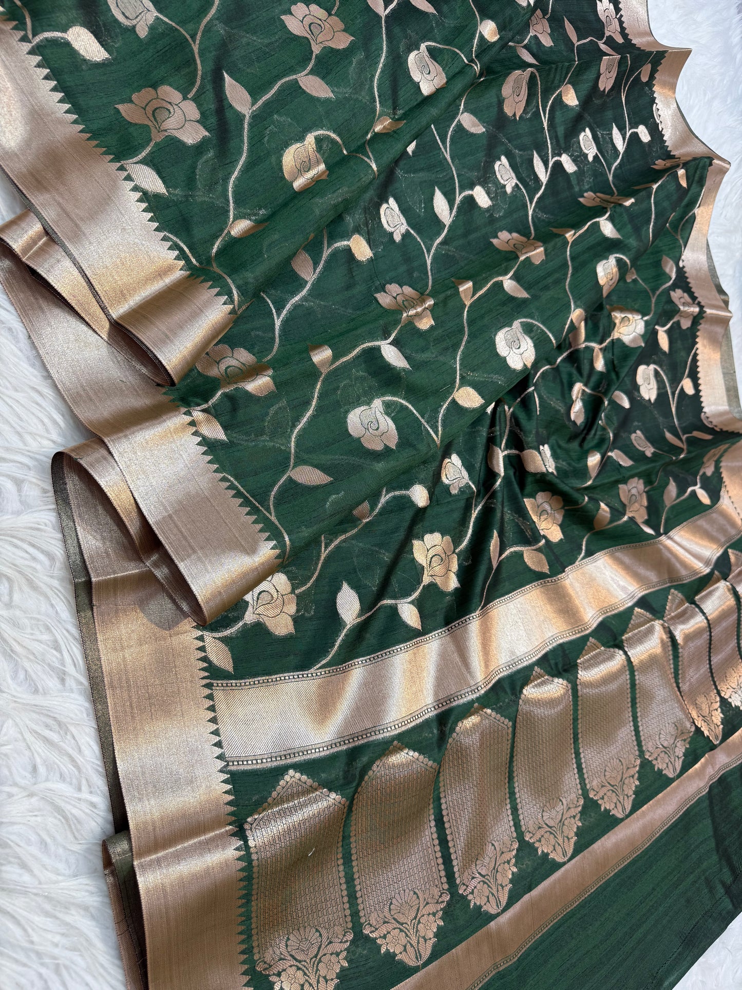 Banarasi semi tusar silk saree