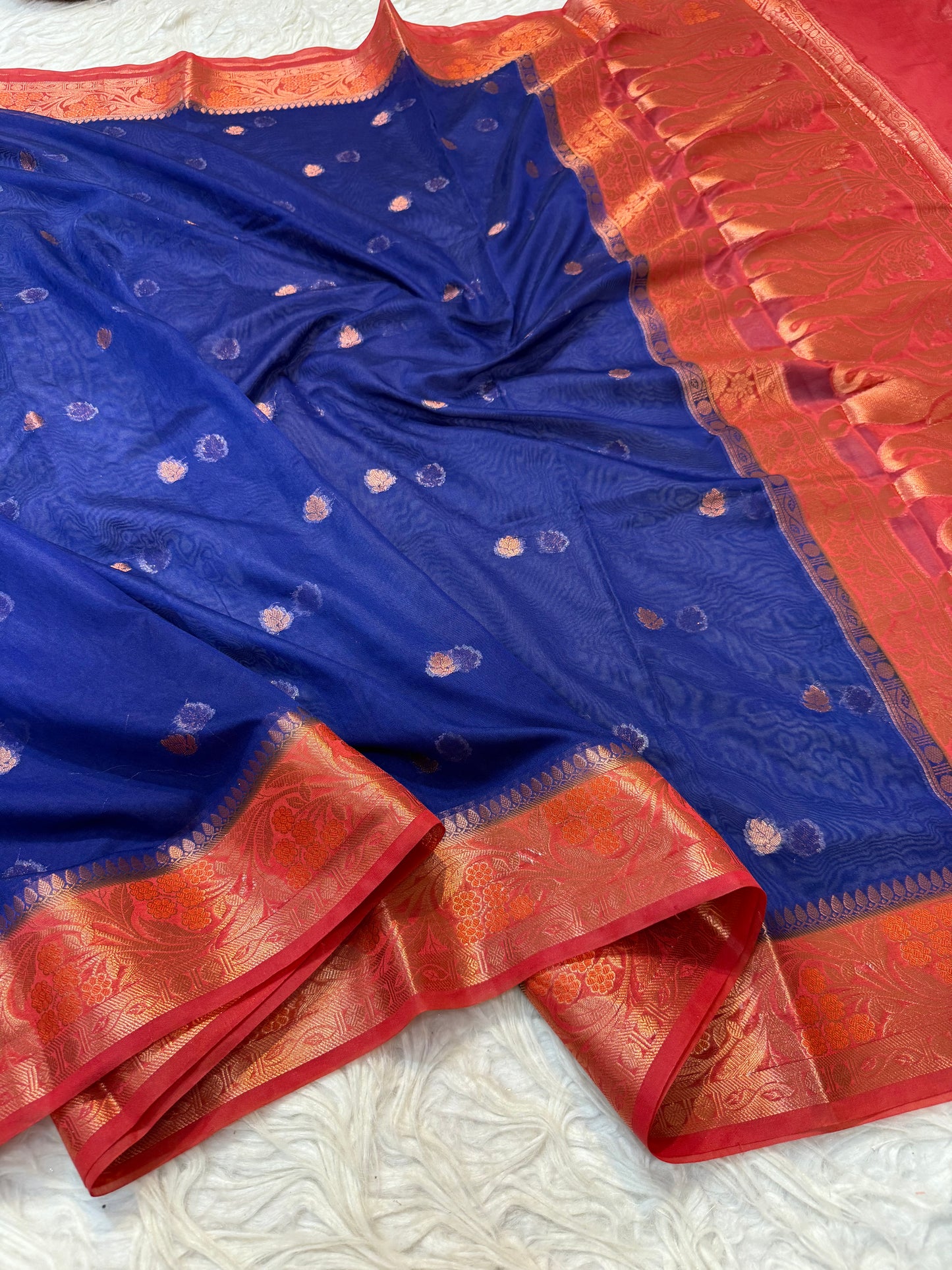 navy red shade georgatte Banarasi saree