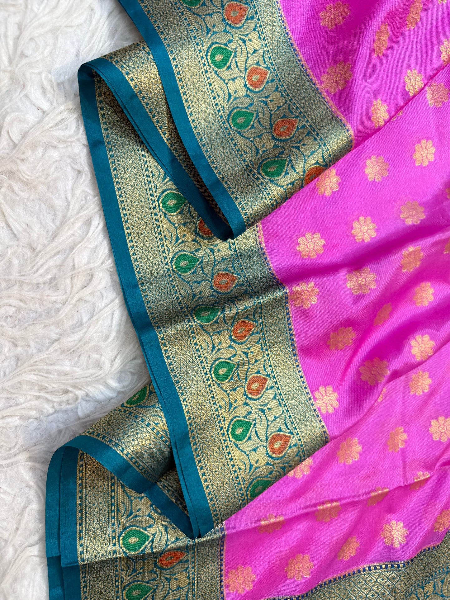 Pink firozi shade warm silk Banarasi saree