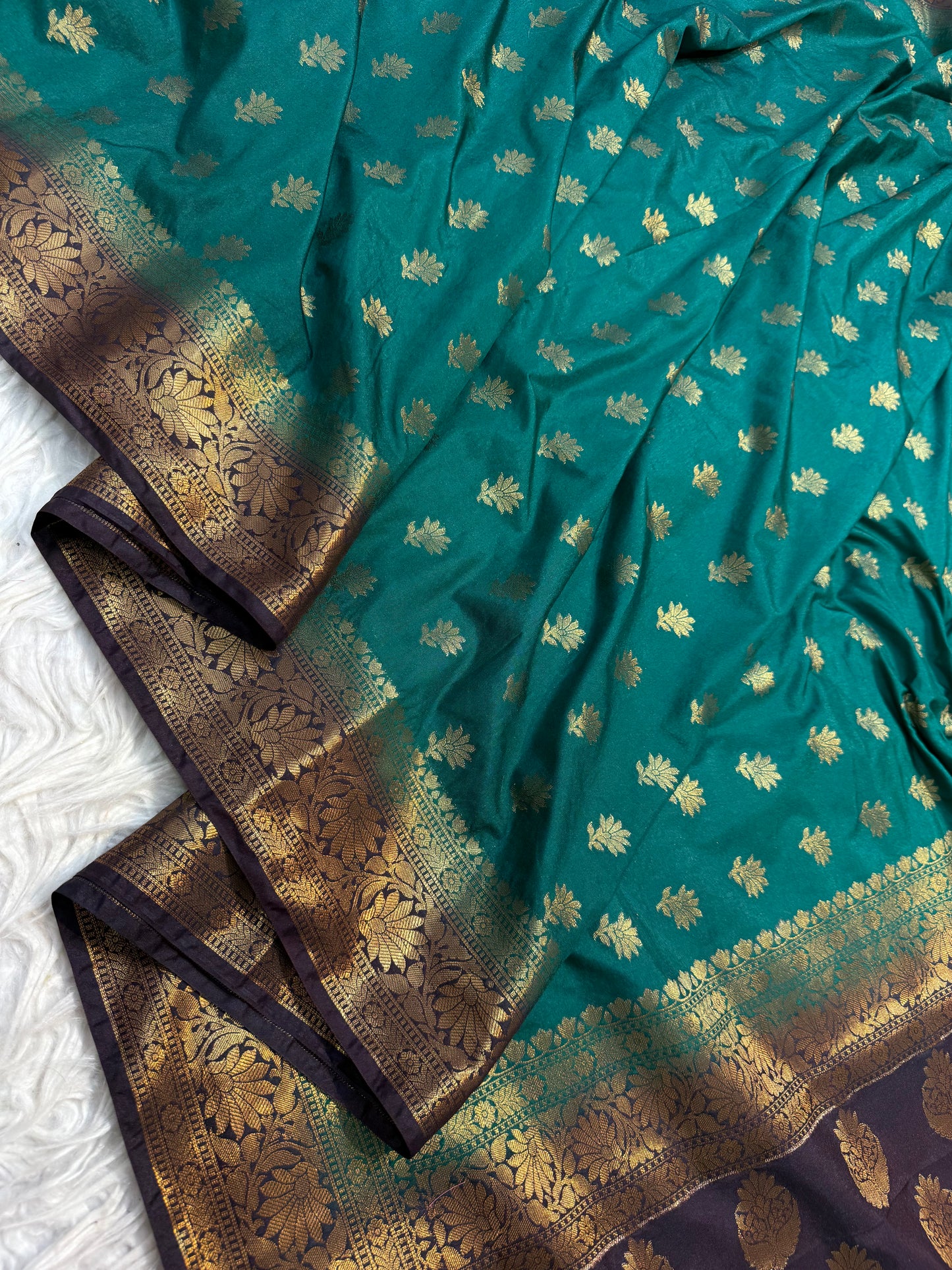 Bottle green wine shade Dupion Silk premium Banarasi Saree