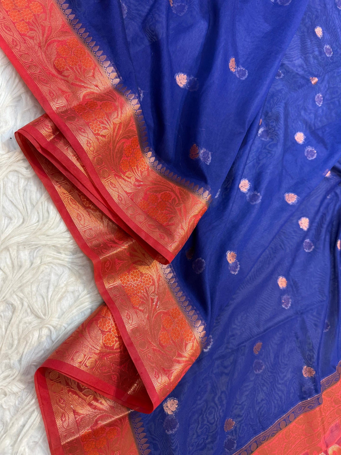 navy red shade georgatte Banarasi saree
