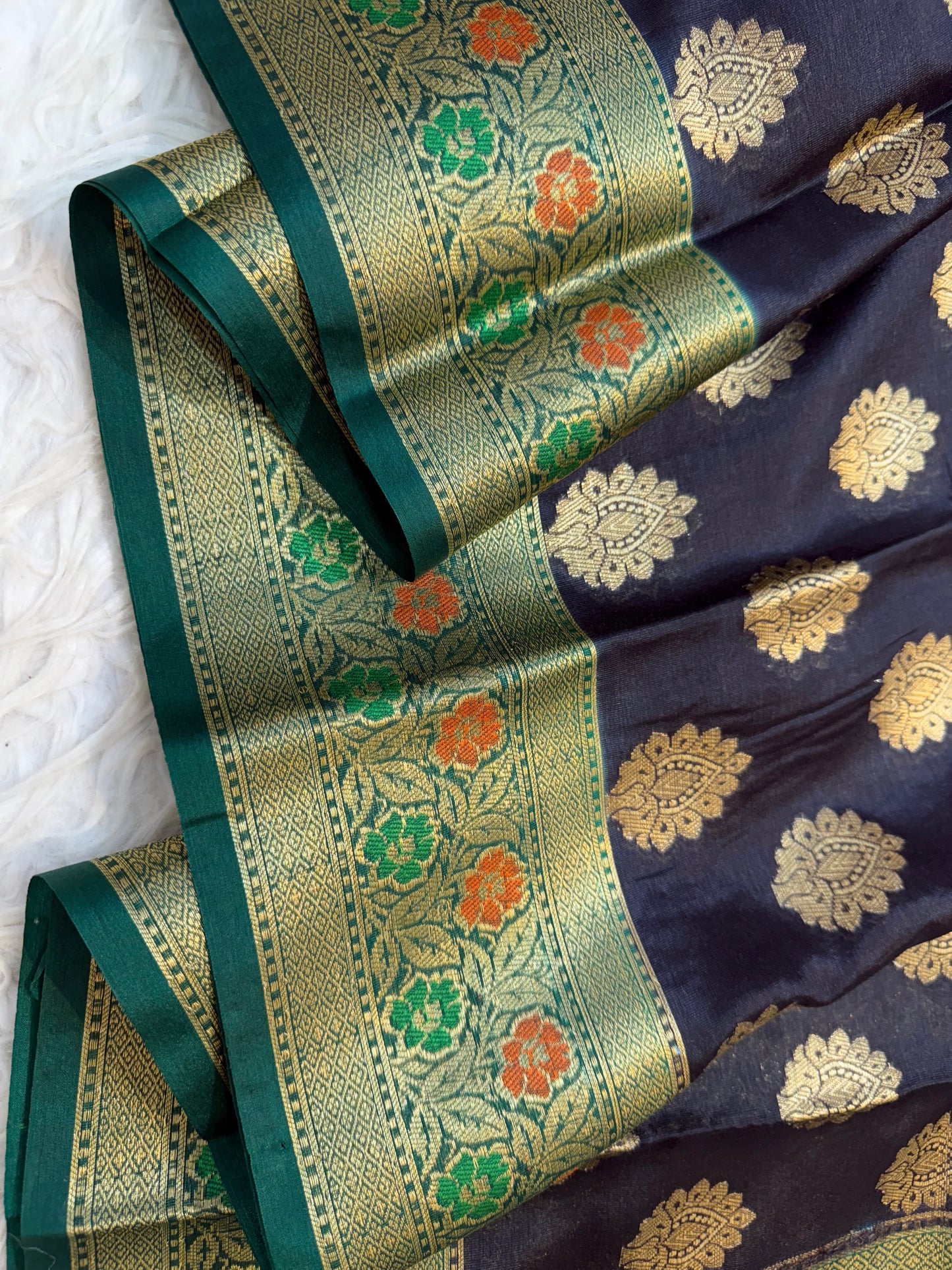 Black bottel green shade warm silk premium Banarasi saree