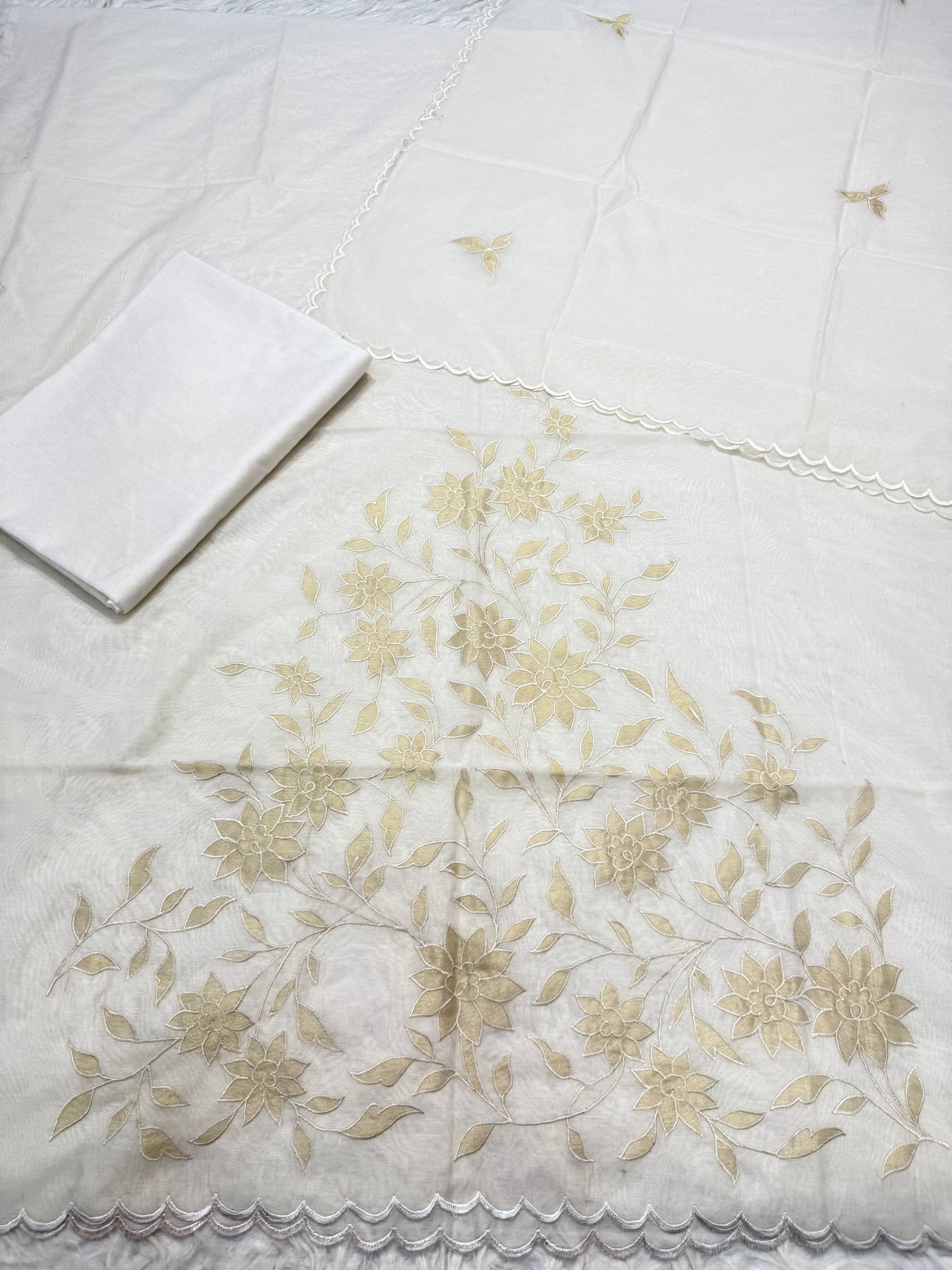 Beige white shade mul chanderi 3 piece appliqué work banarsi suit