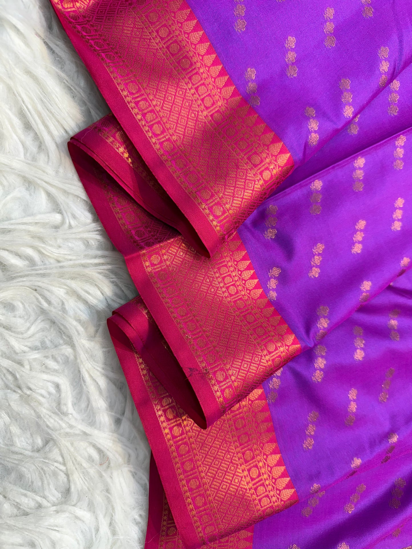 Magenta royal pink shade premium soft silk Banarasi saree