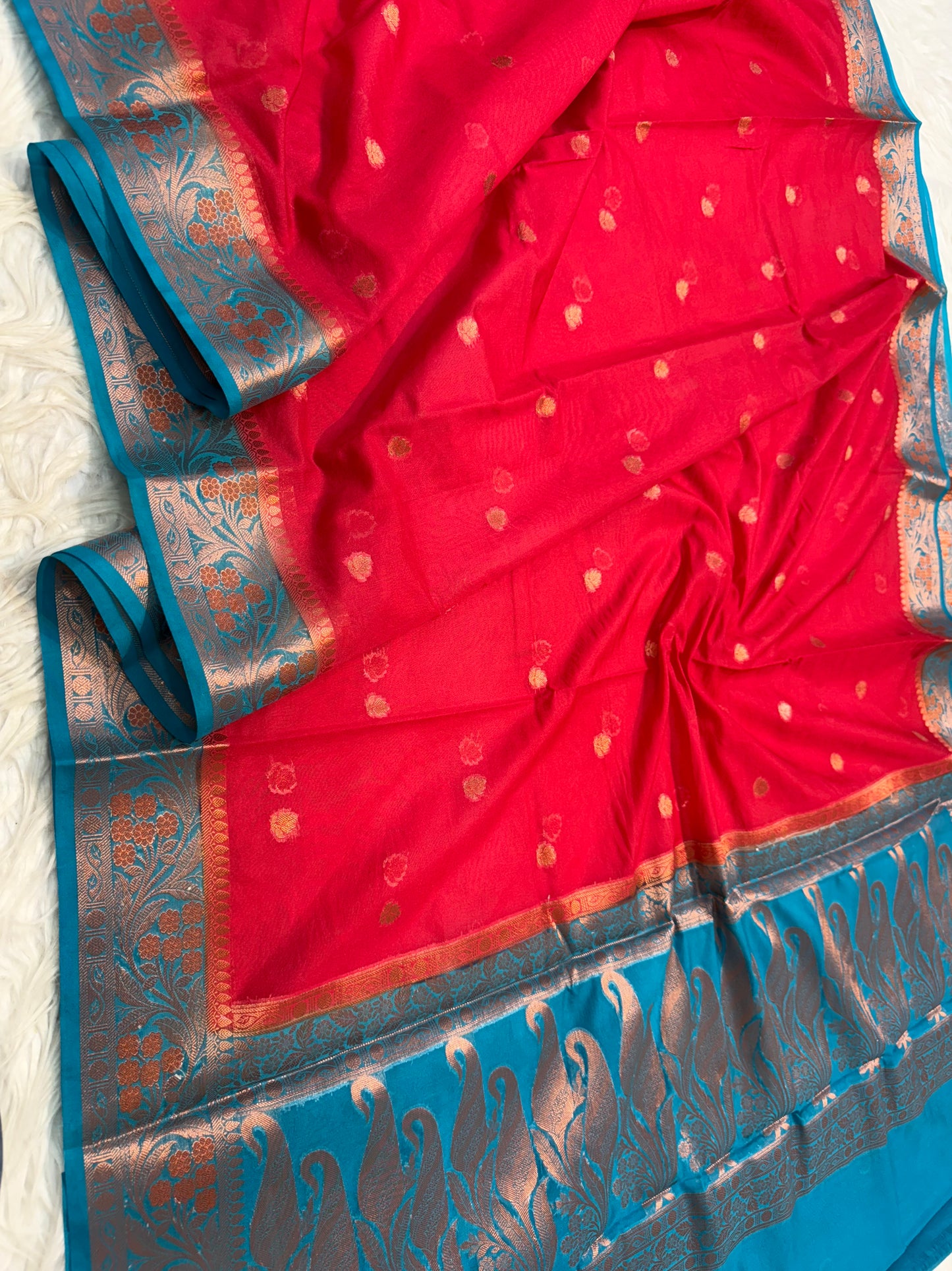 Red Sea green shade georgatte Banarasi saree