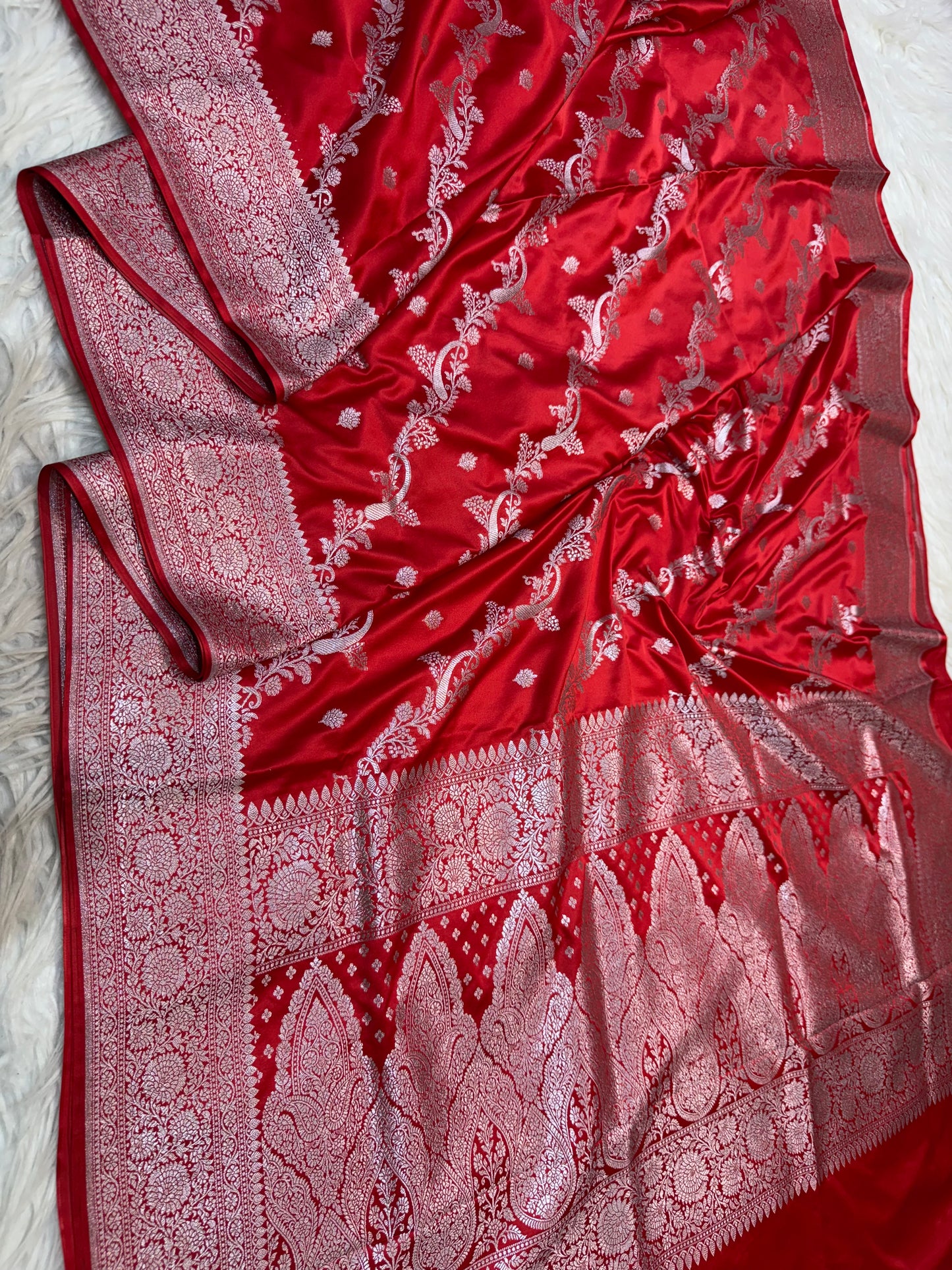 Red shade premium mashru katan Banarasi saree