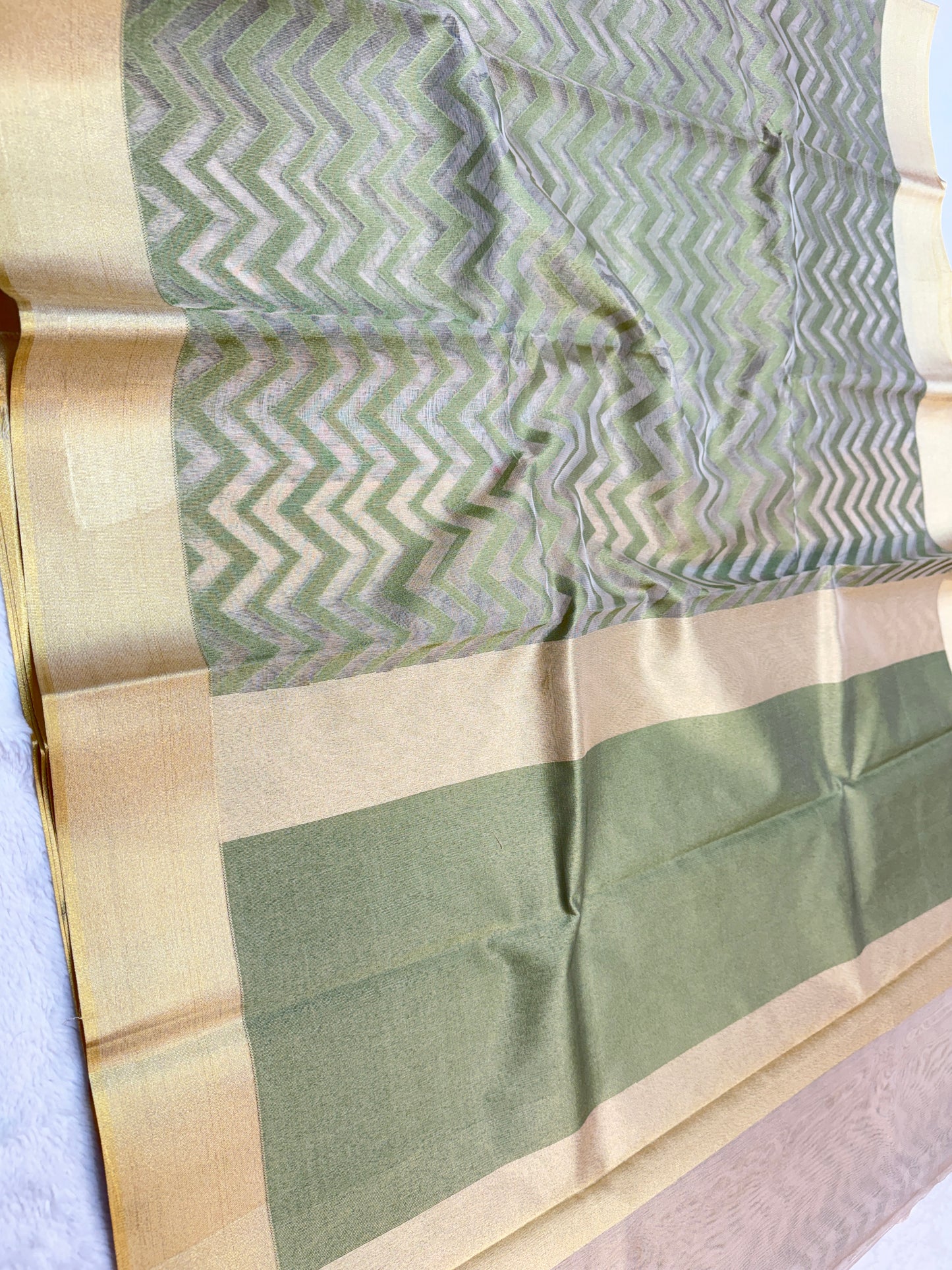 Multicolour shade supernet silk premium Banarasi saree