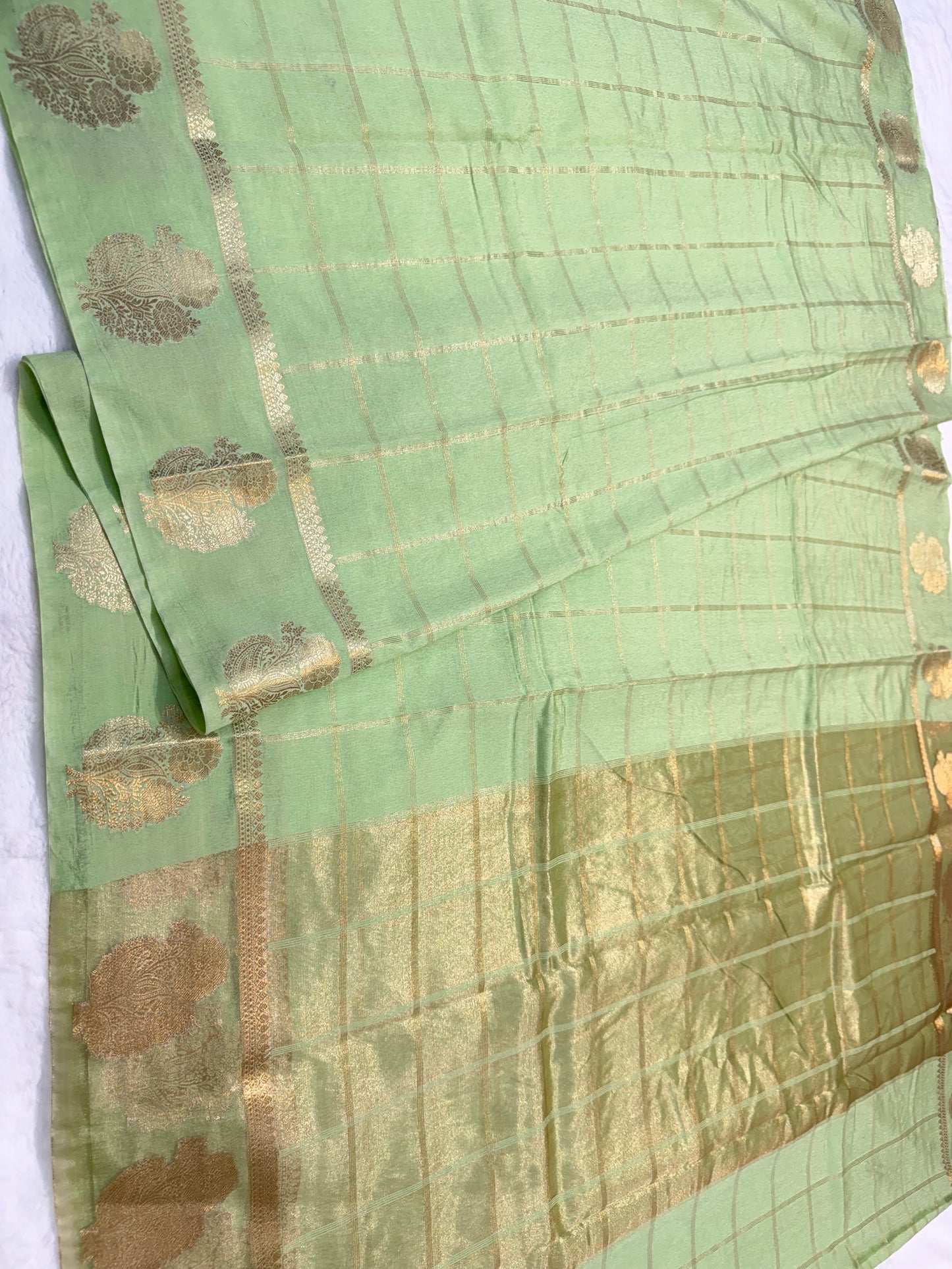 Pista green shade raw mango premium Banarasi saree