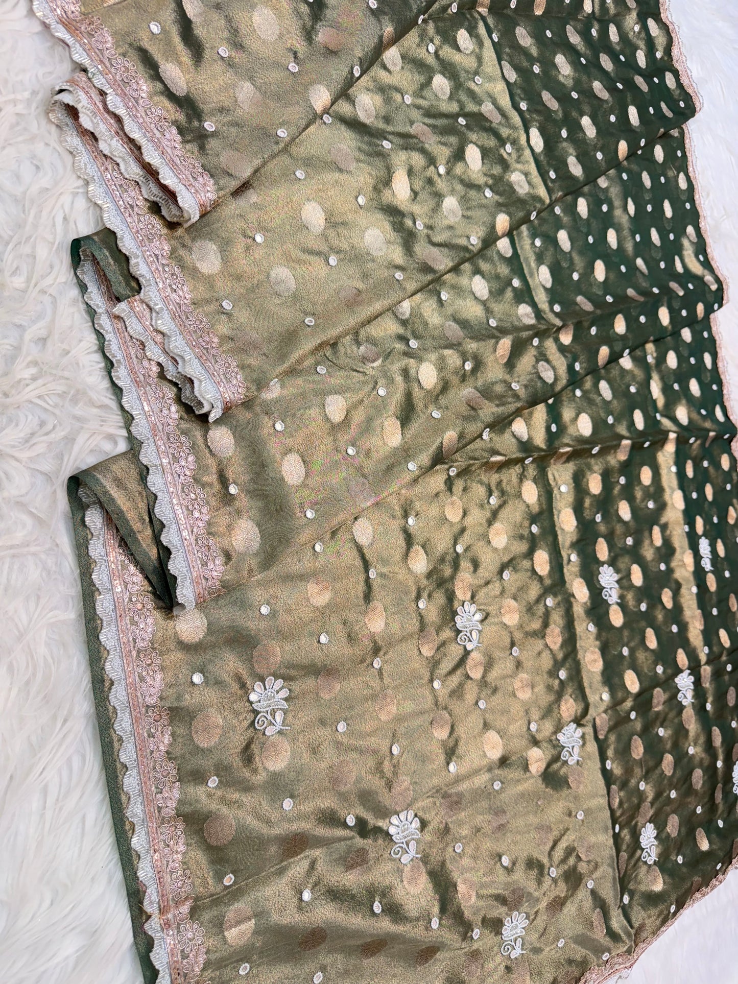 Bottle green shade tissue ari & zardosi work designer premium Banarasi saree