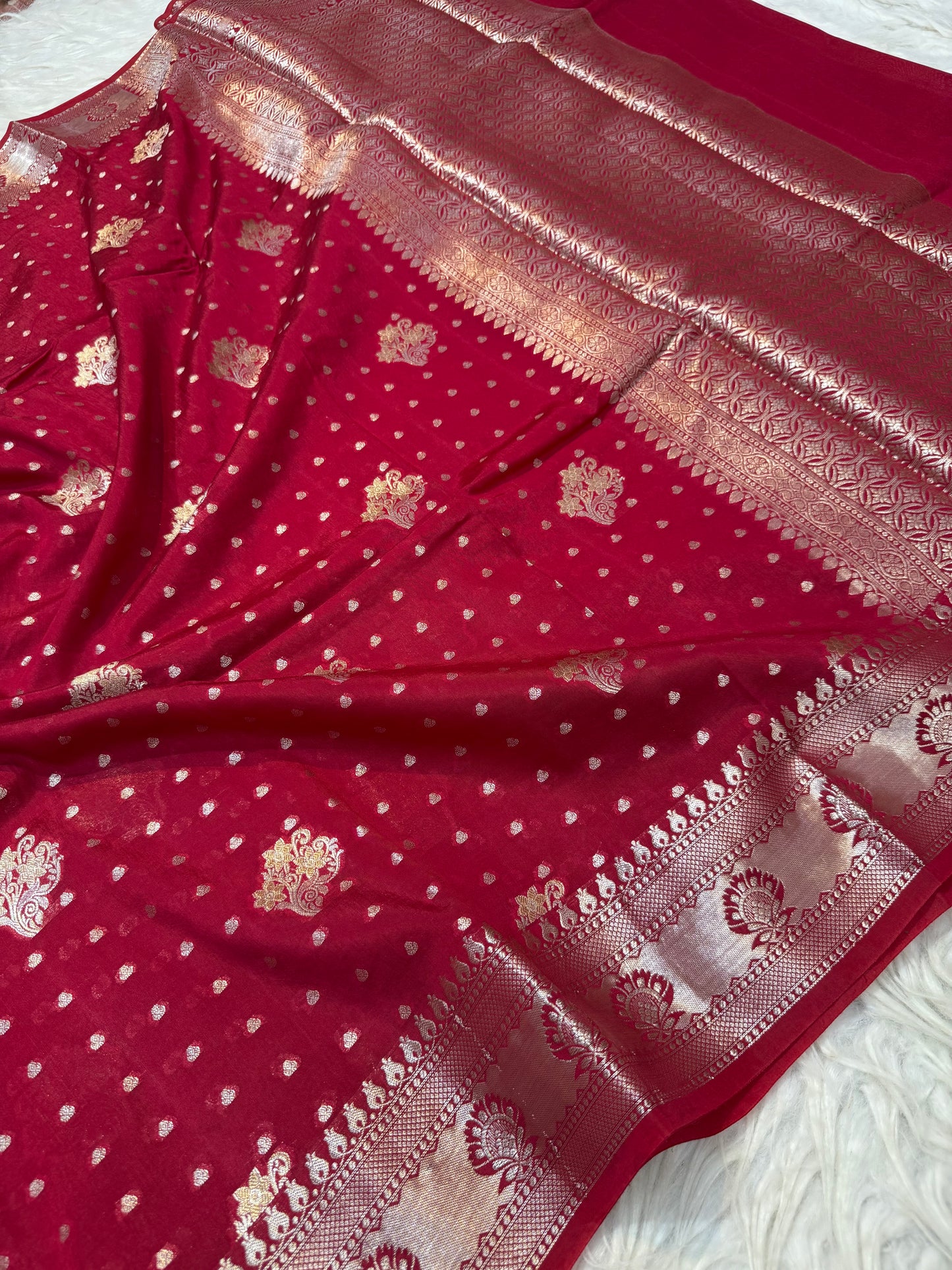 Maroon shade Raw mango soft silk banarasi saree