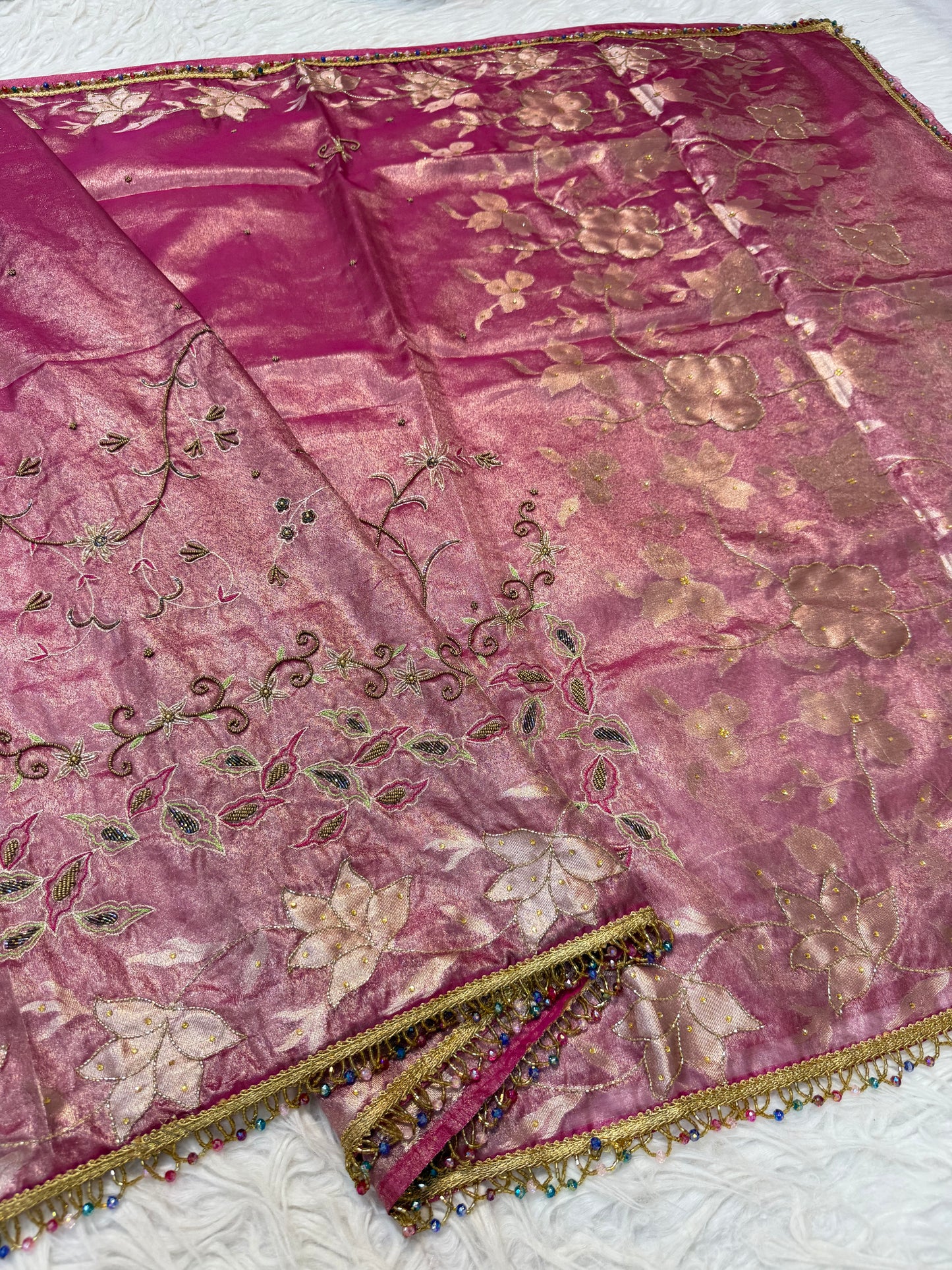 Maharani shade tissue ari & zardosi work designer premium Banarasi saree