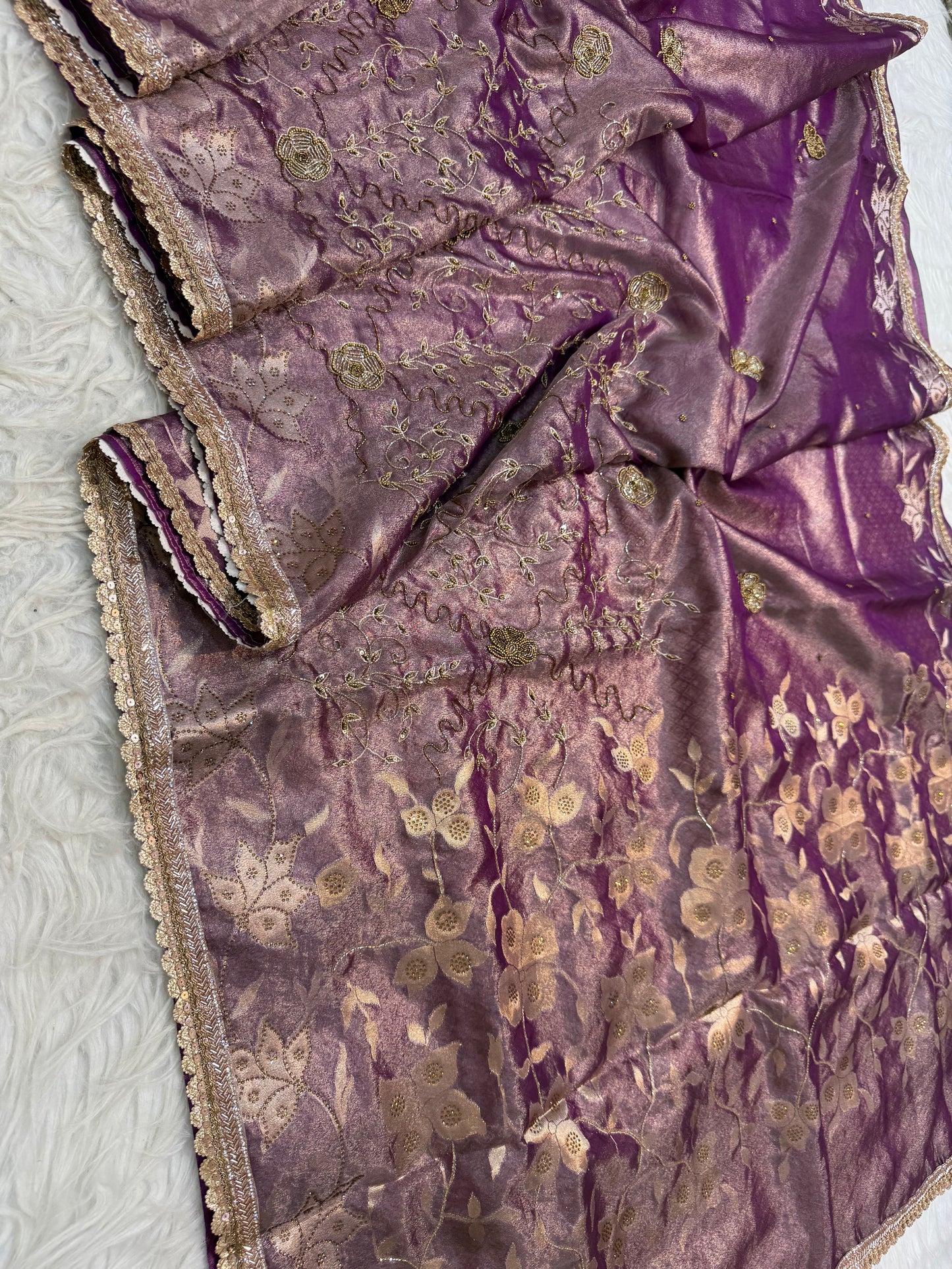 Magenta shade tissue ari & zardosi work designer premium Banarasi saree