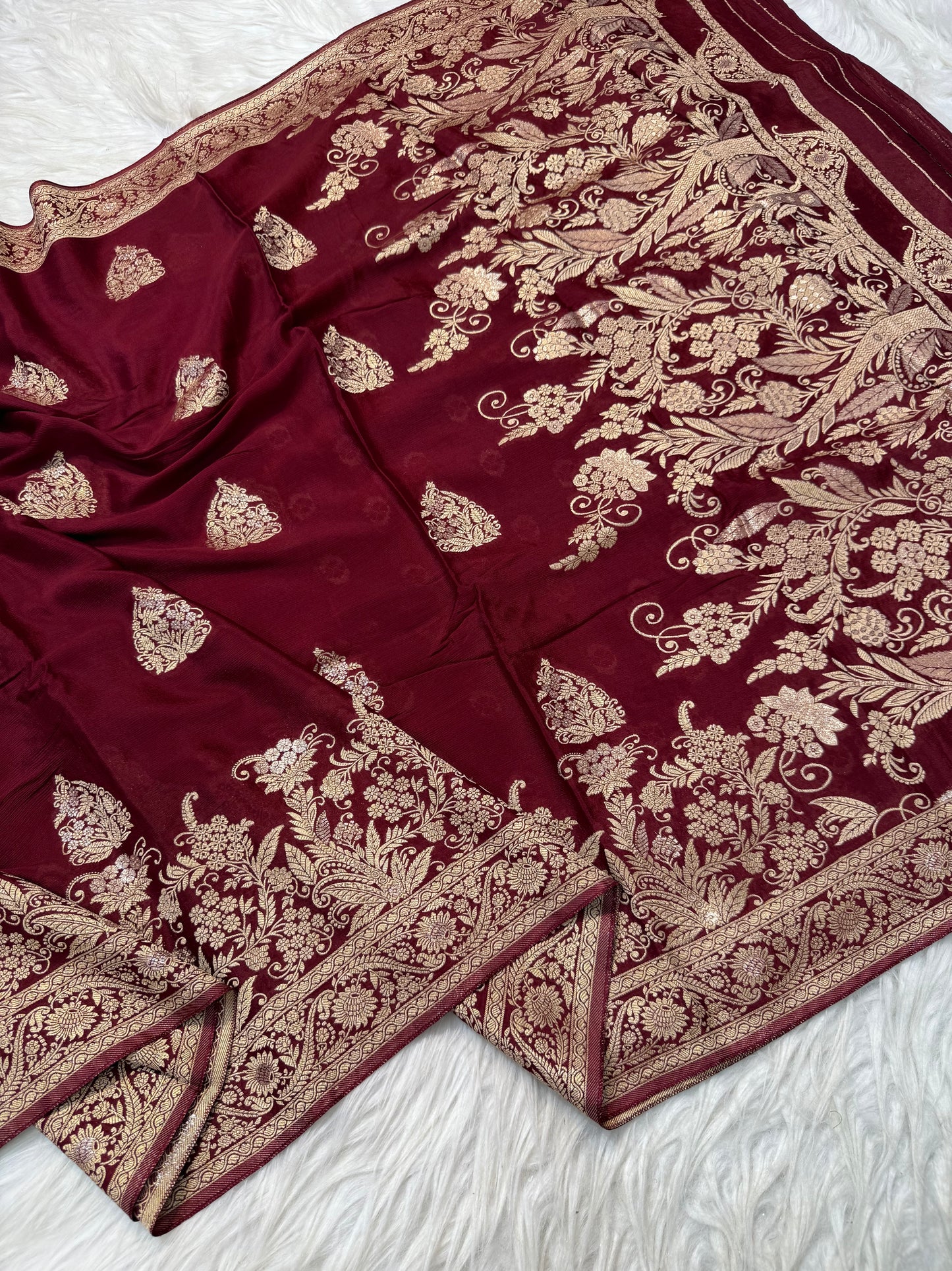 Maroon shade Chinon Viscose premium saree