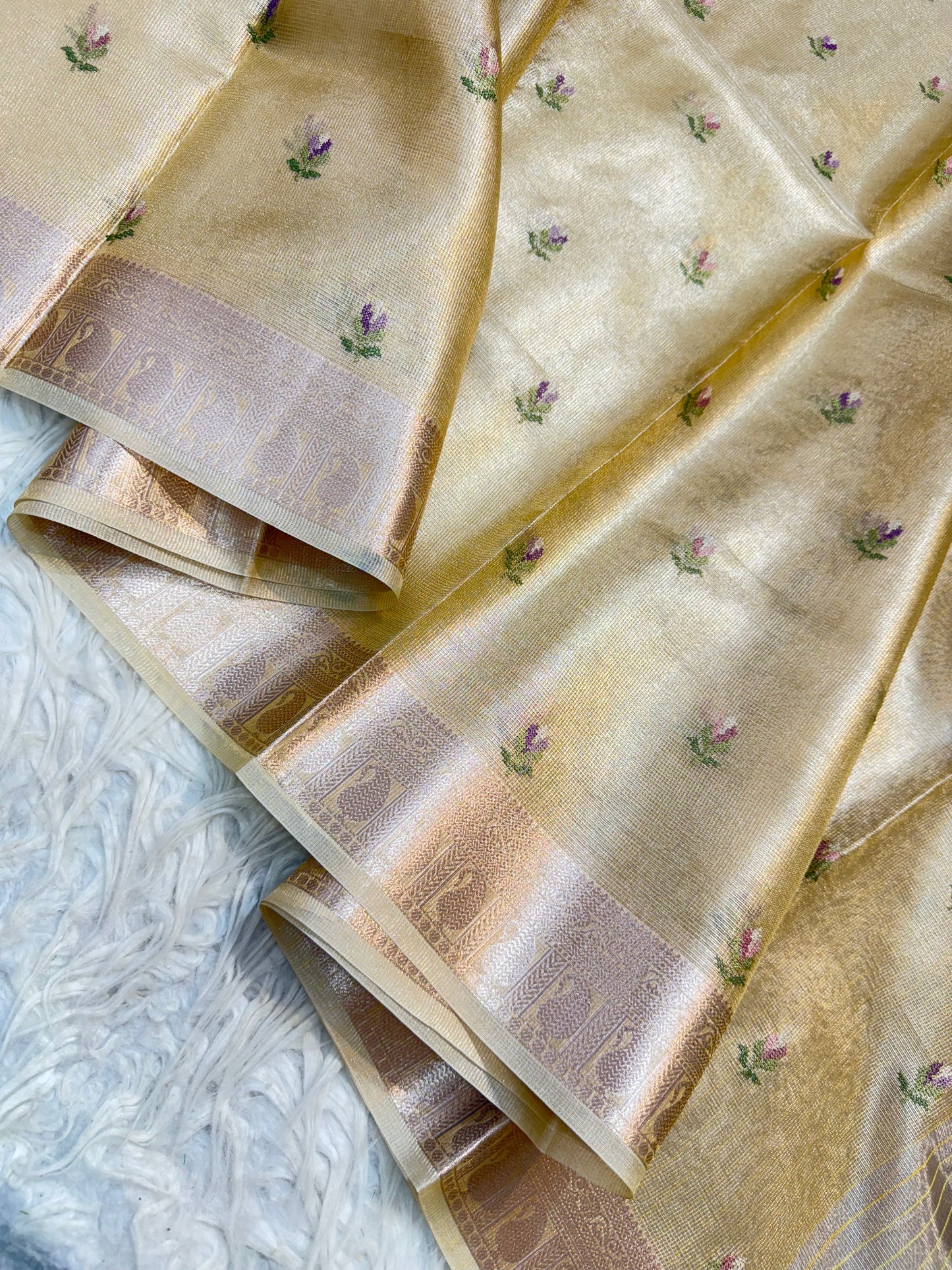 Gold shade tissue kota embroidery primum Banarasi saree