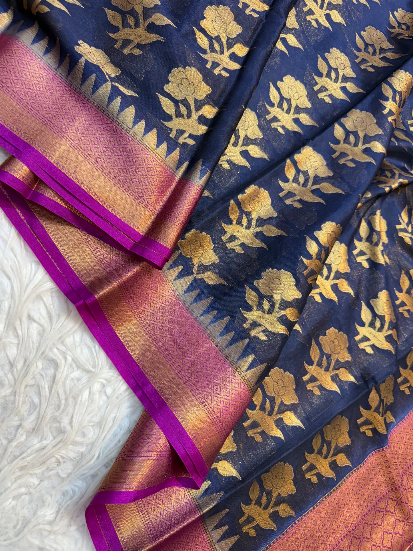 Blue pink shade warm silk premium Banarasi saree