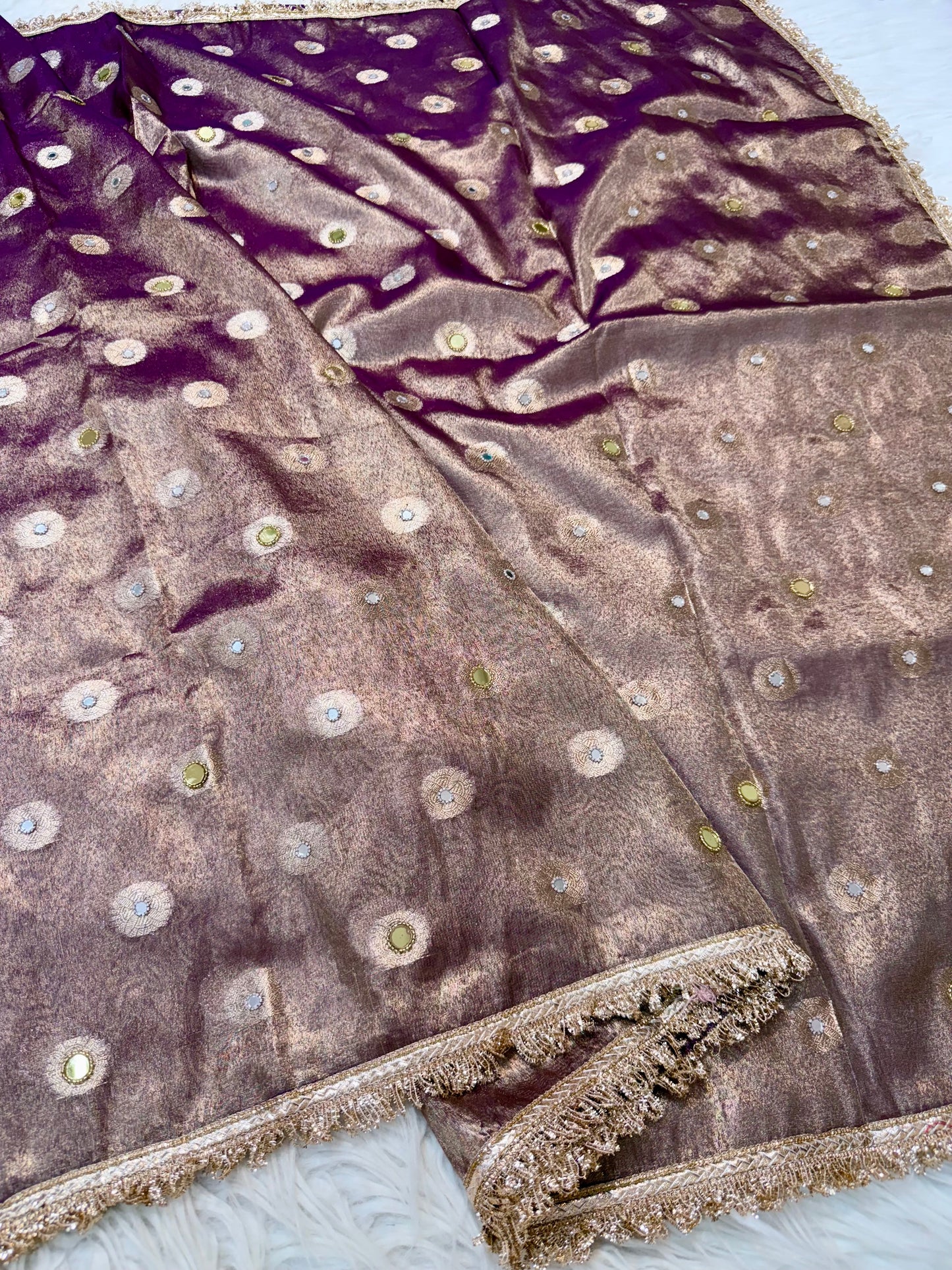 Magenta shade tissue ari & zardosi work designer premium Banarasi saree