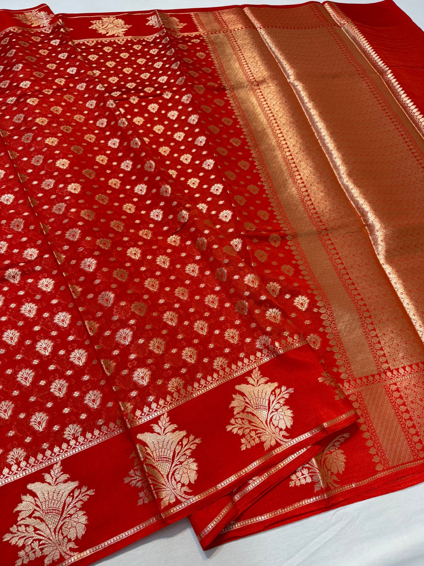 Red shade Raw mango soft silk banarasi saree