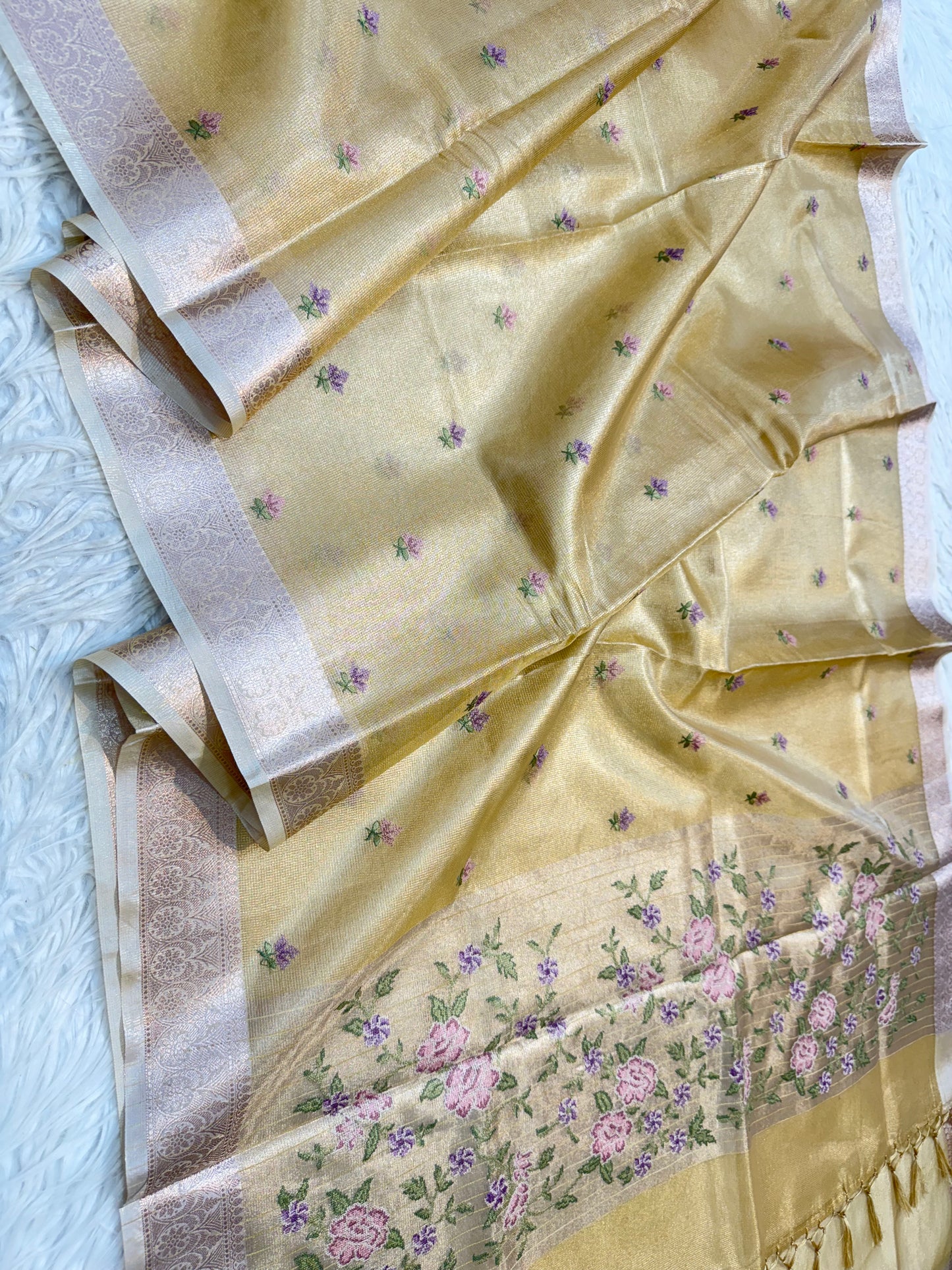 Gold shade tissue kota embroidery primum Banarasi saree