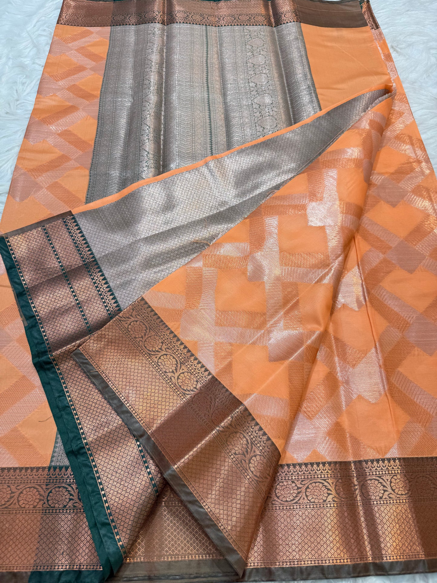 Peach shade premium soft silk Banarasi saree