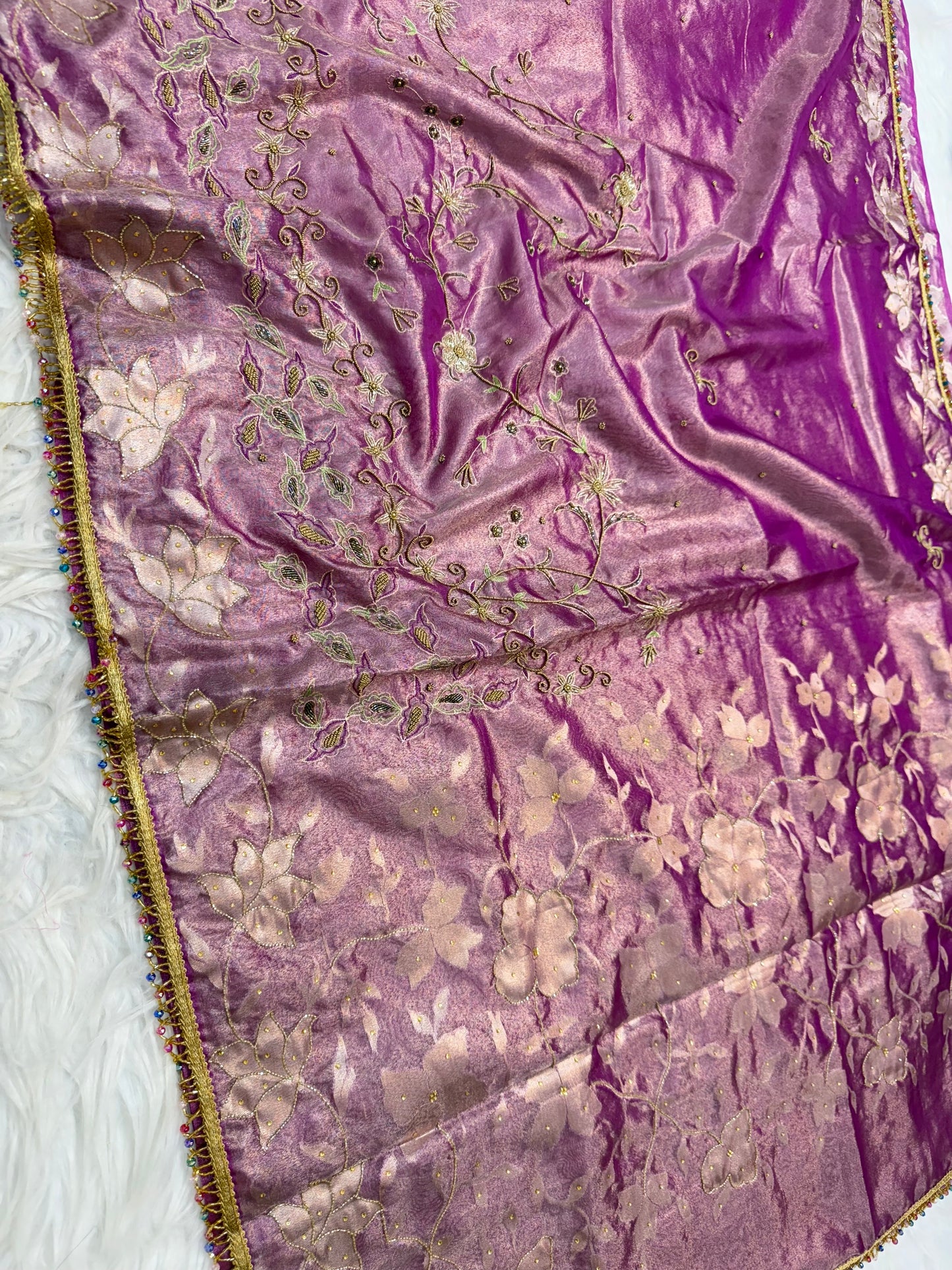 Magenta shade tissue ari & zardosi work designer premium Banarasi saree