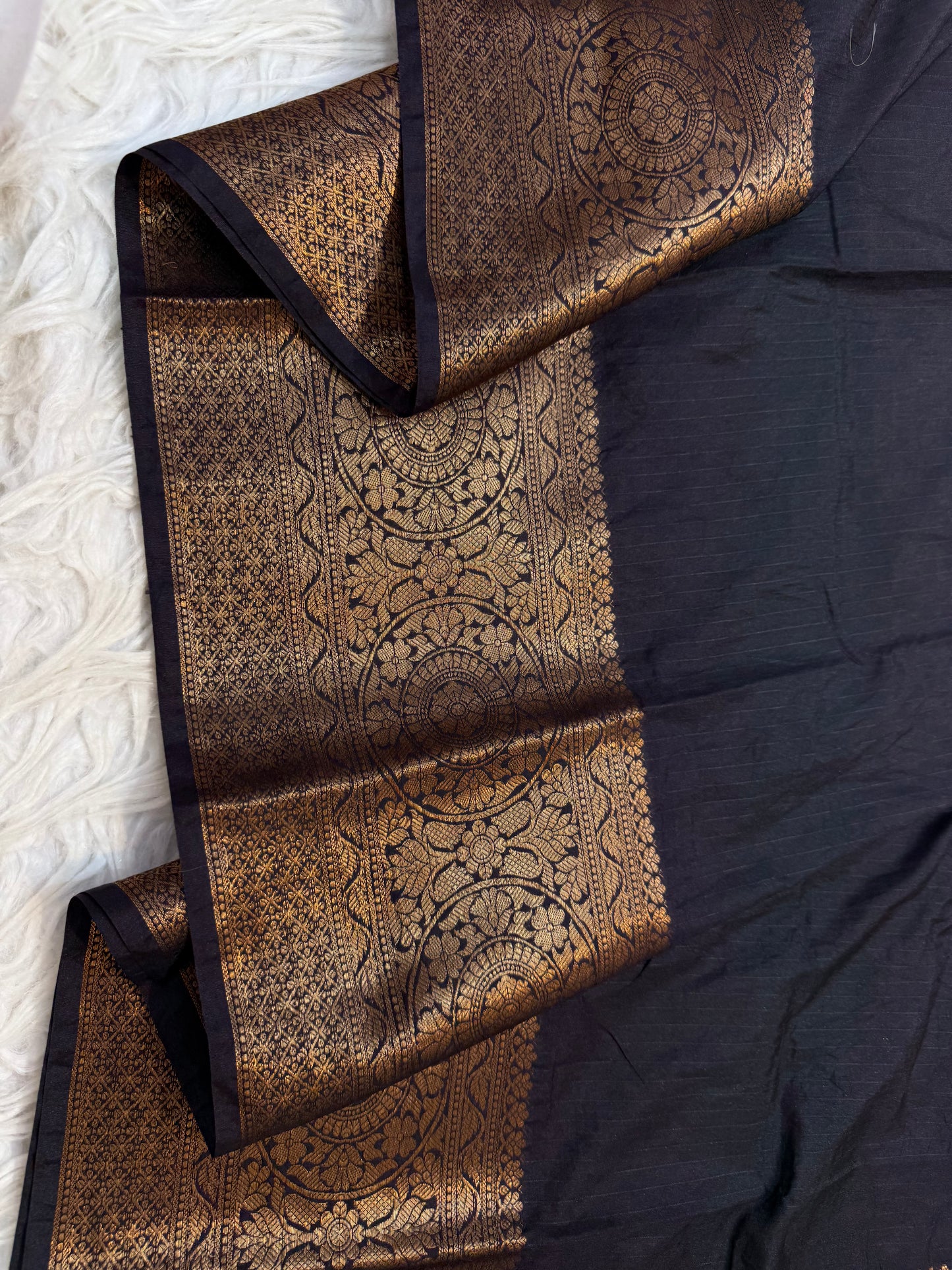Black shade Dupion silk premium Banarasi saree