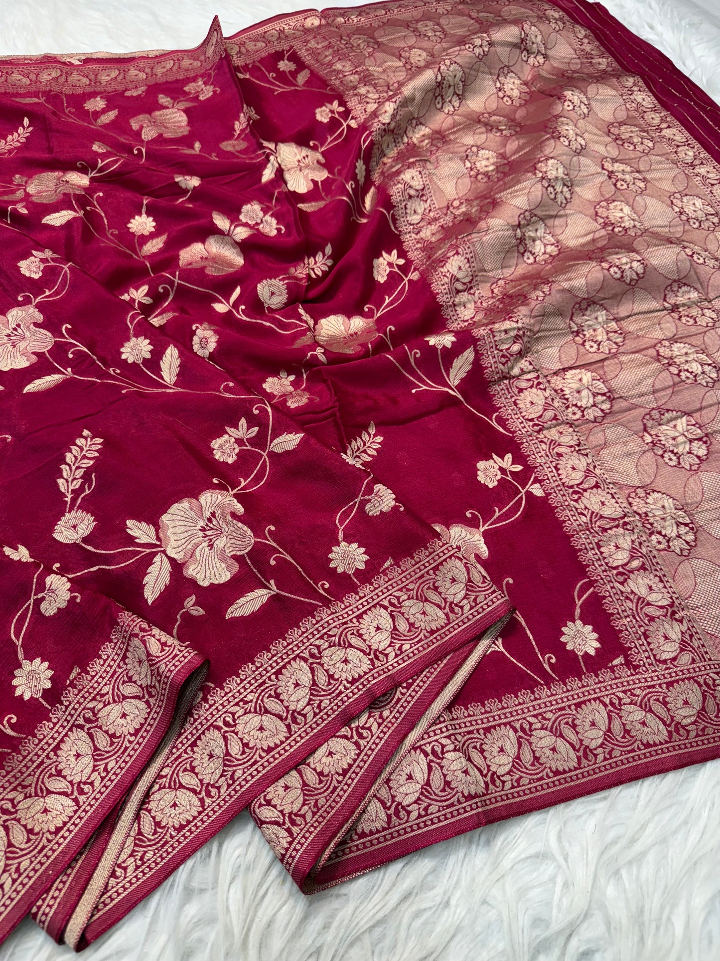 Maharani shade Chinon Viscose premium flower jal saree