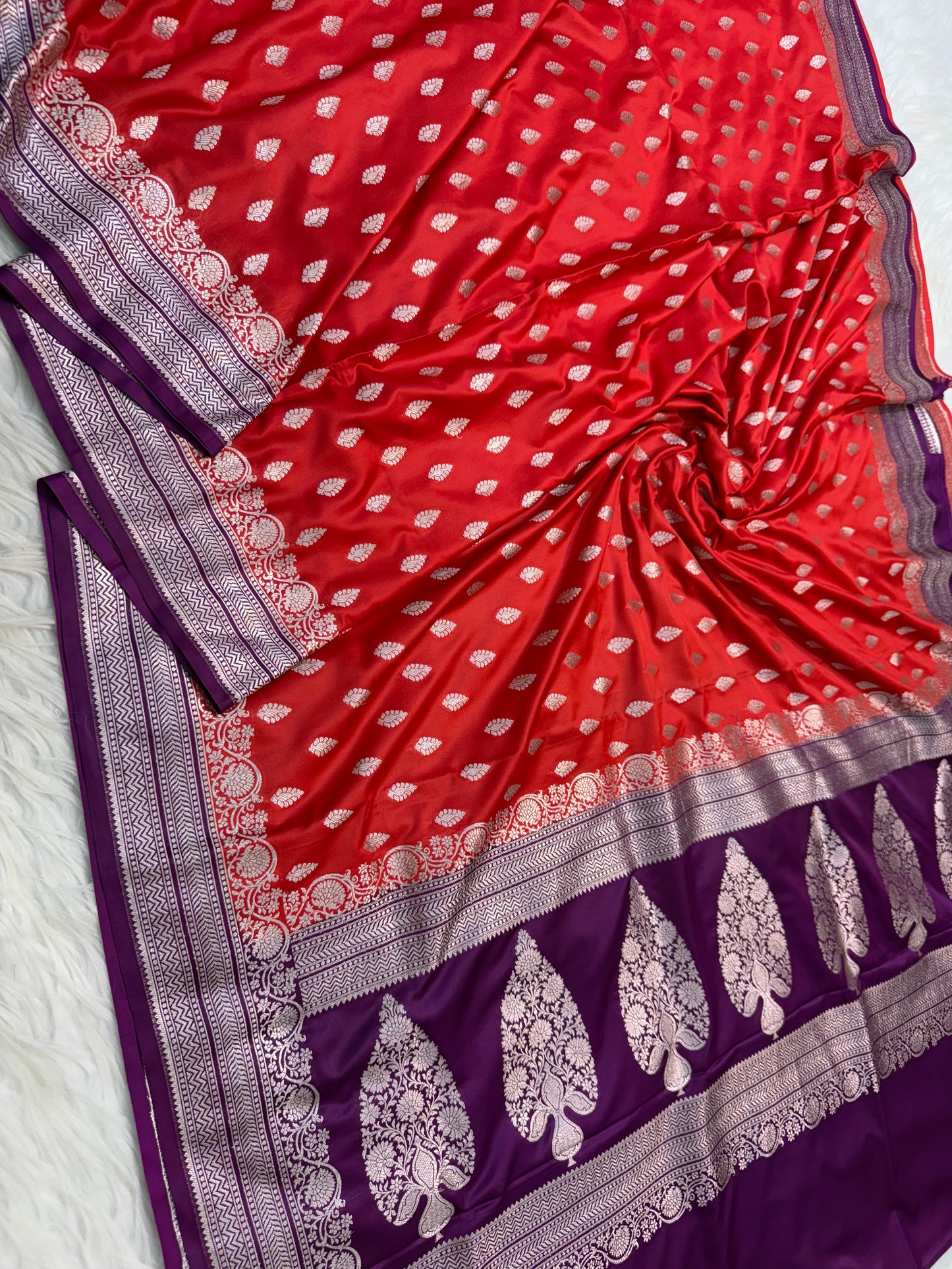 Red & magenta premium mashru katan Banarasi saree