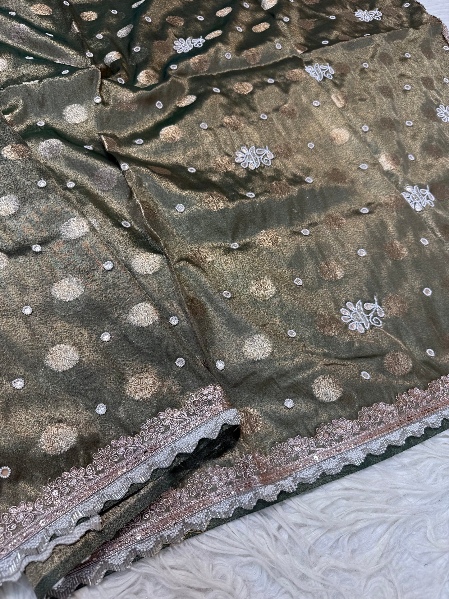Bottle green shade tissue ari & zardosi work designer premium Banarasi saree