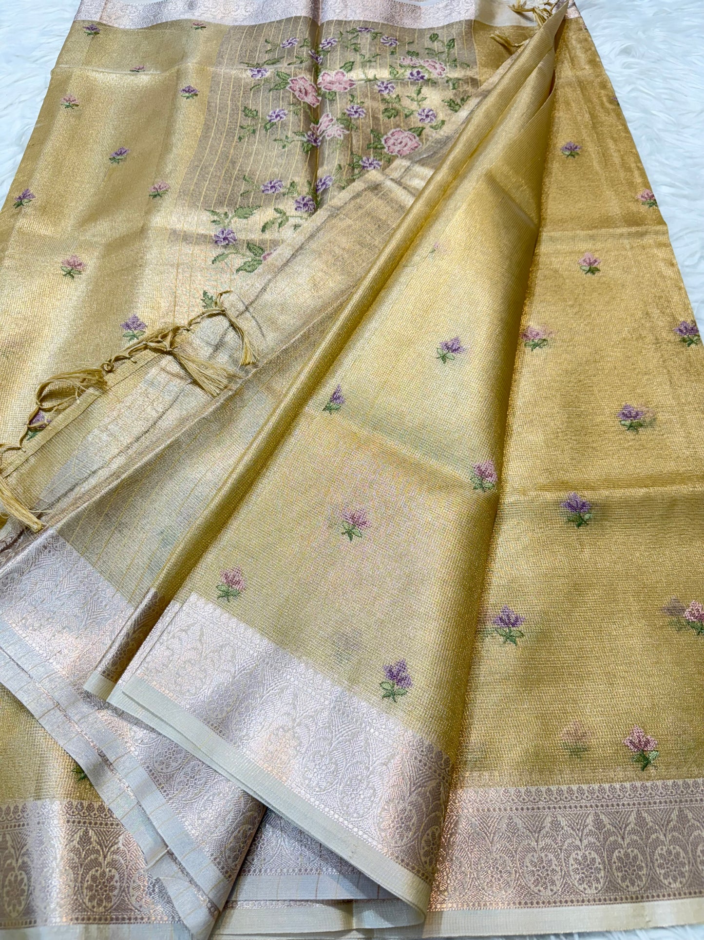 Gold shade tissue kota embroidery primum Banarasi saree