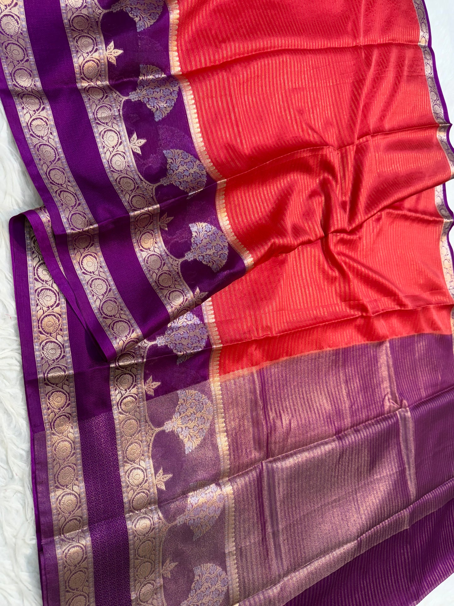 Magenta Red shade warm silk premium Banarasi saree