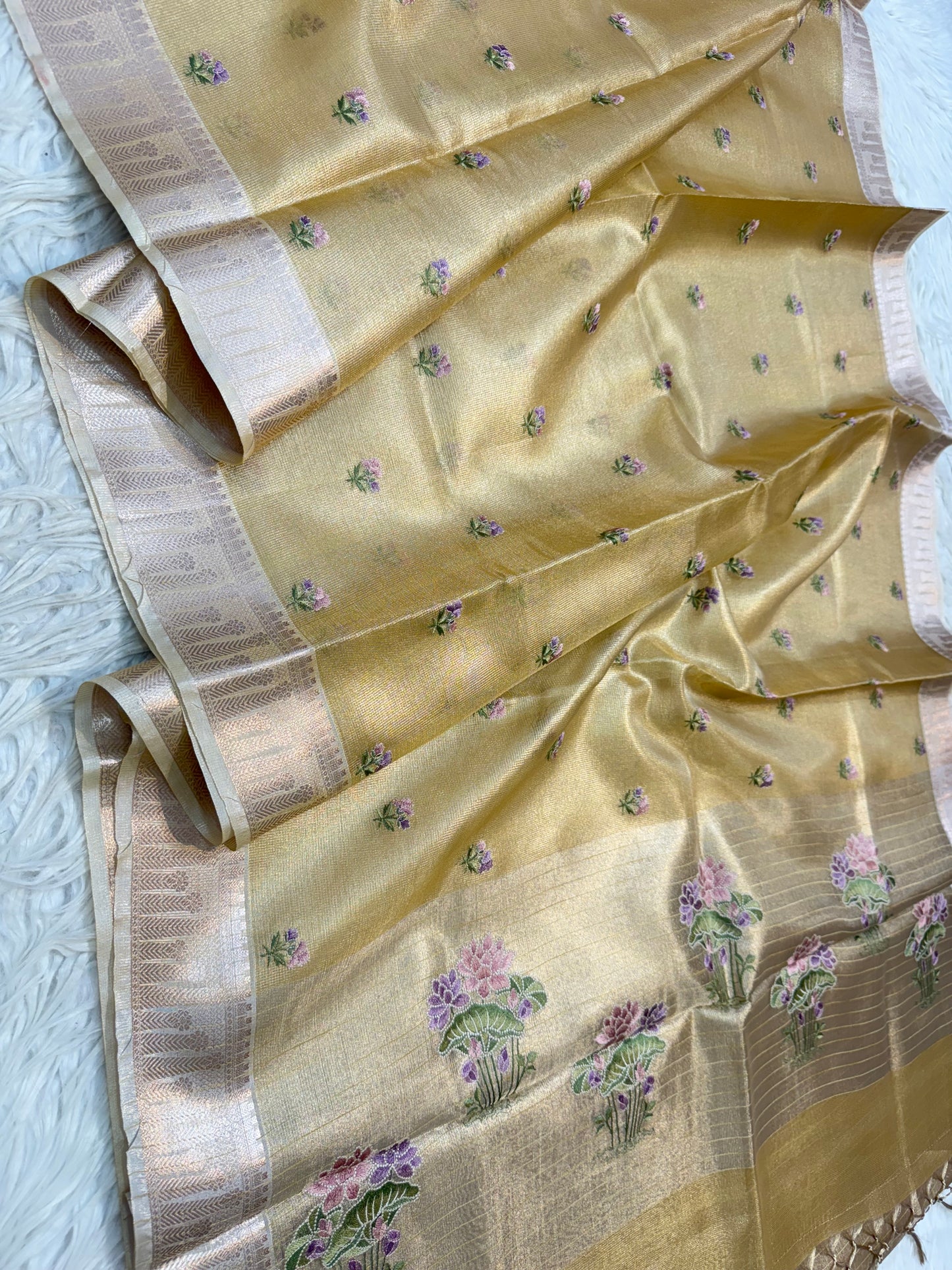 Gold shade tissue kota embroidery primum Banarasi saree