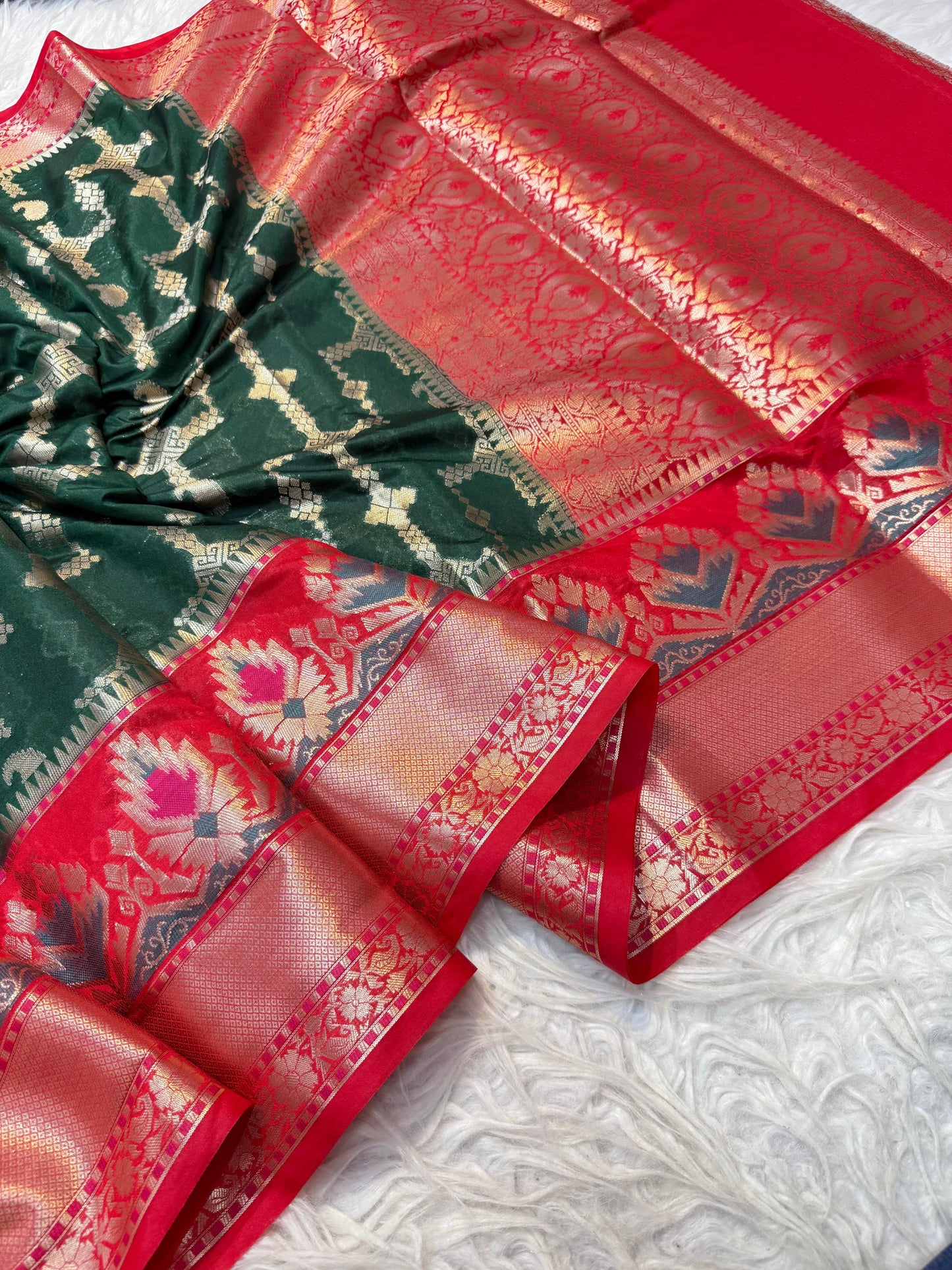 Red & Bottle Green Chiniya Silk Banarasi Saree