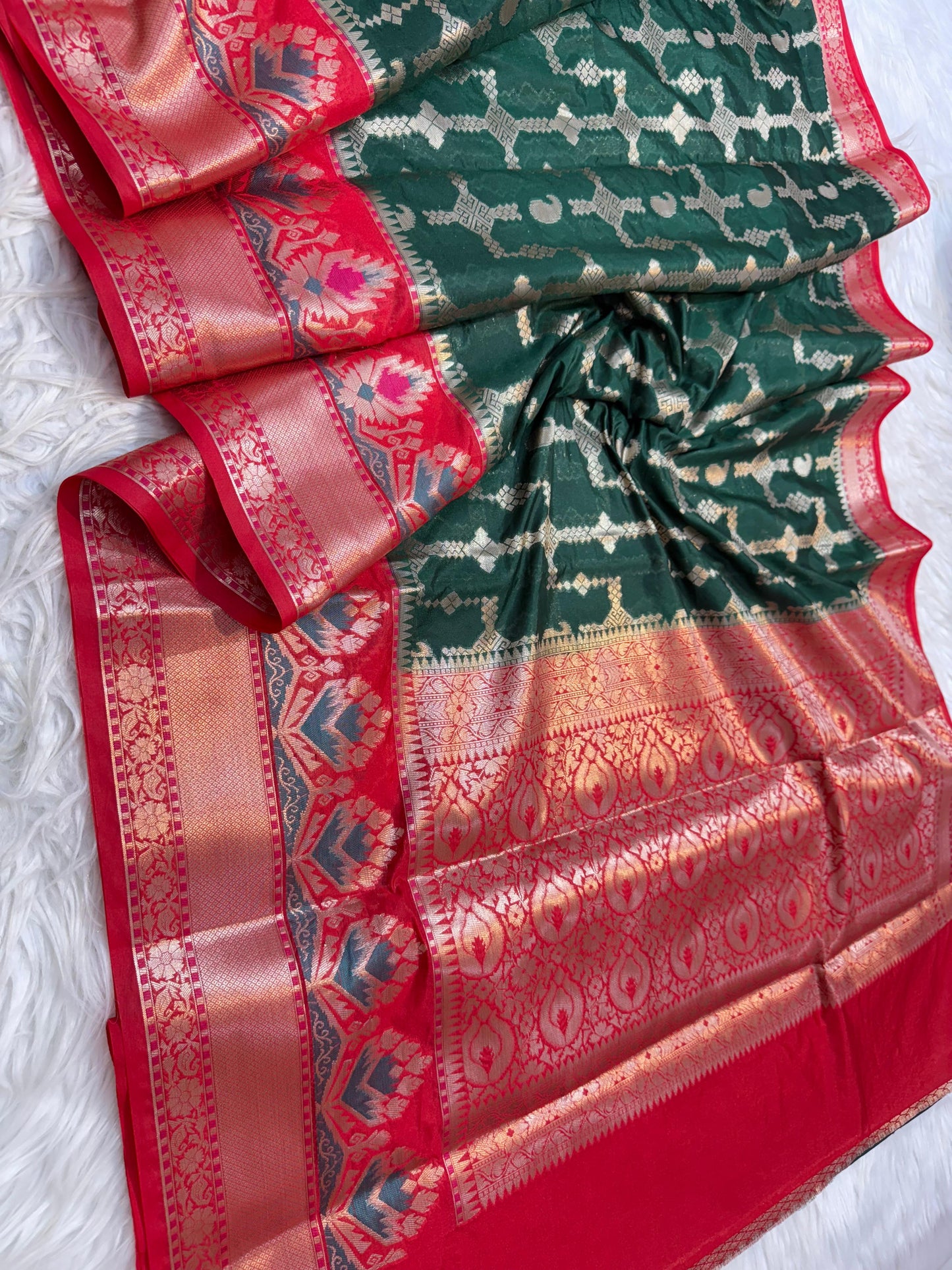 Red & Bottle Green Chiniya Silk Banarasi Saree