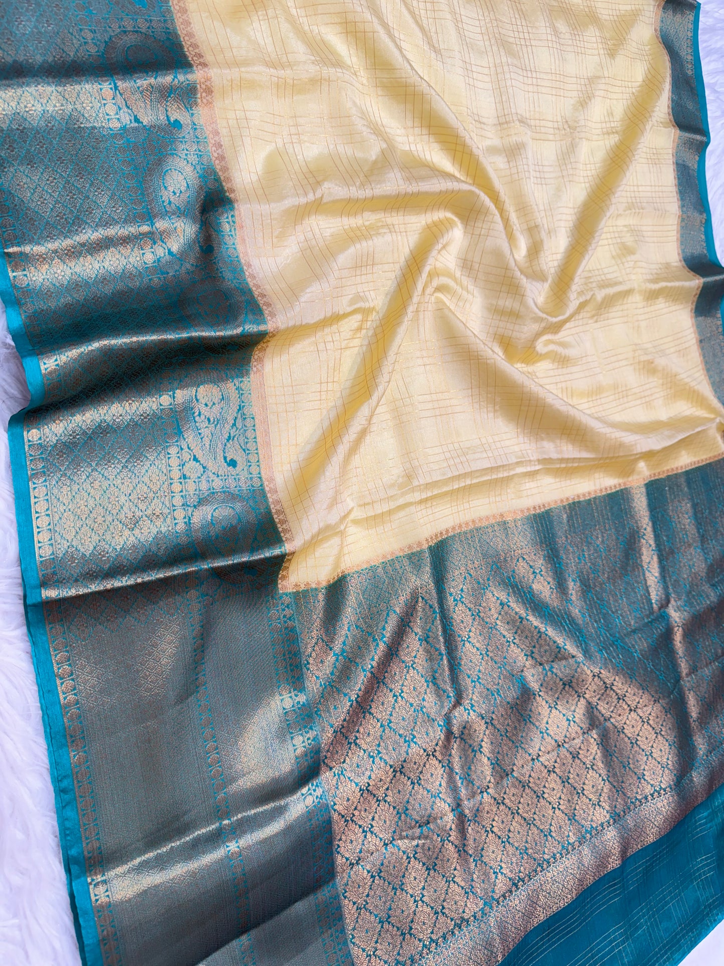 Off White Sea green warm silk premium Banarasi saree