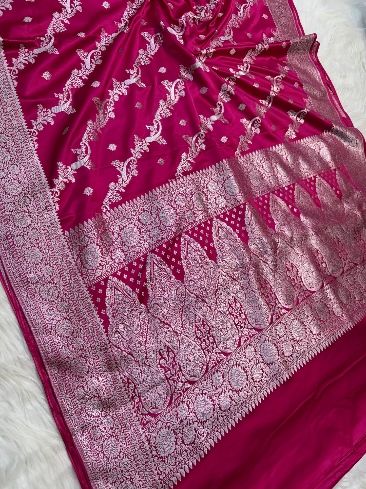 Royal pink shade premium mashru katan Banarasi saree