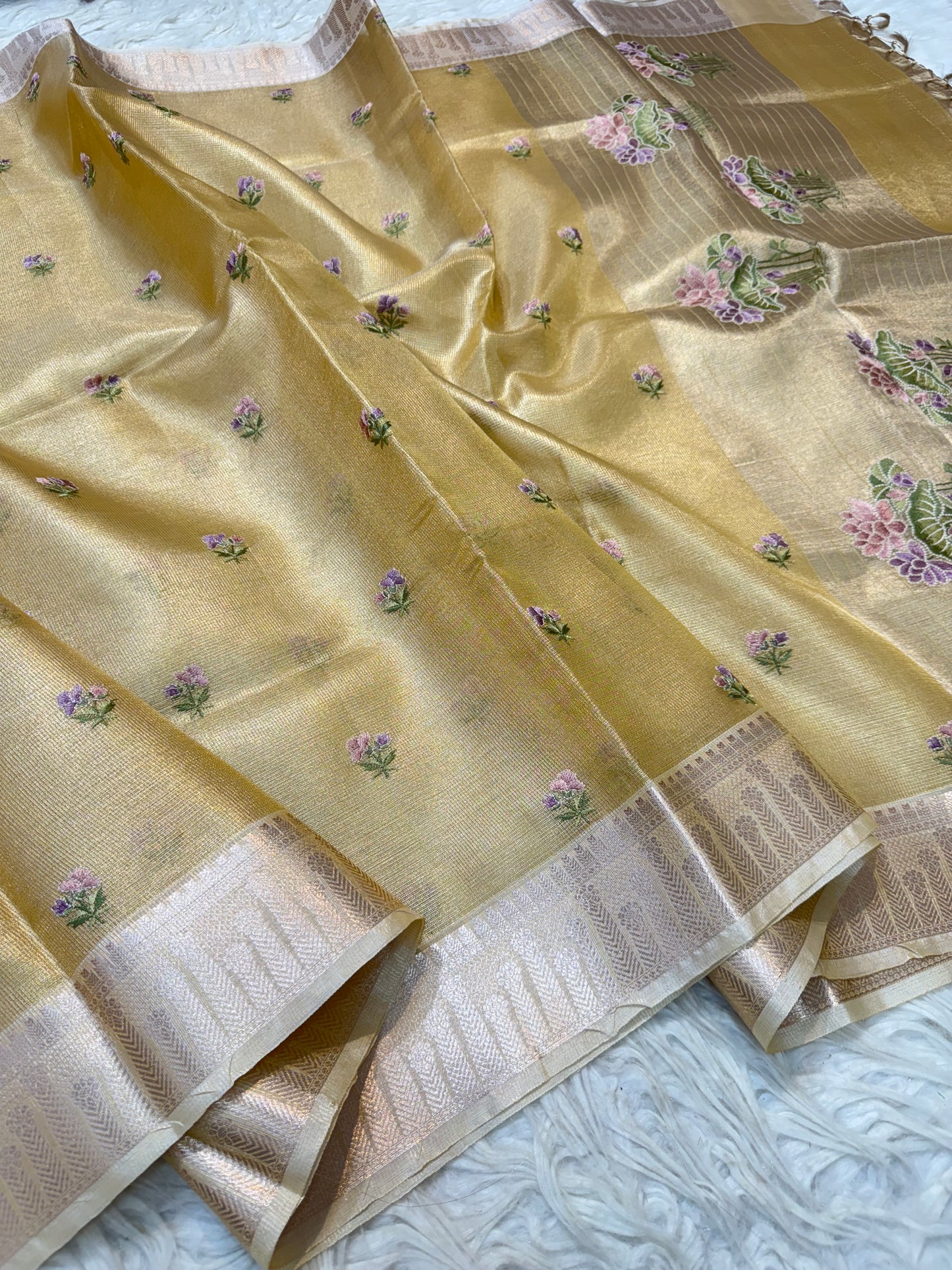 Gold shade tissue kota embroidery primum Banarasi saree