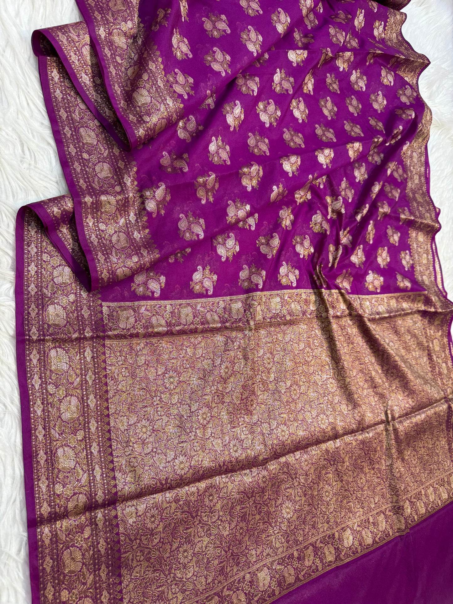 Magenta shade georgatte Banarasi saree