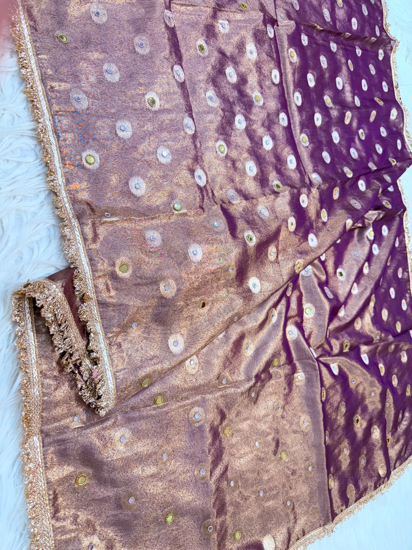 Magenta shade tissue ari & zardosi work designer premium Banarasi saree