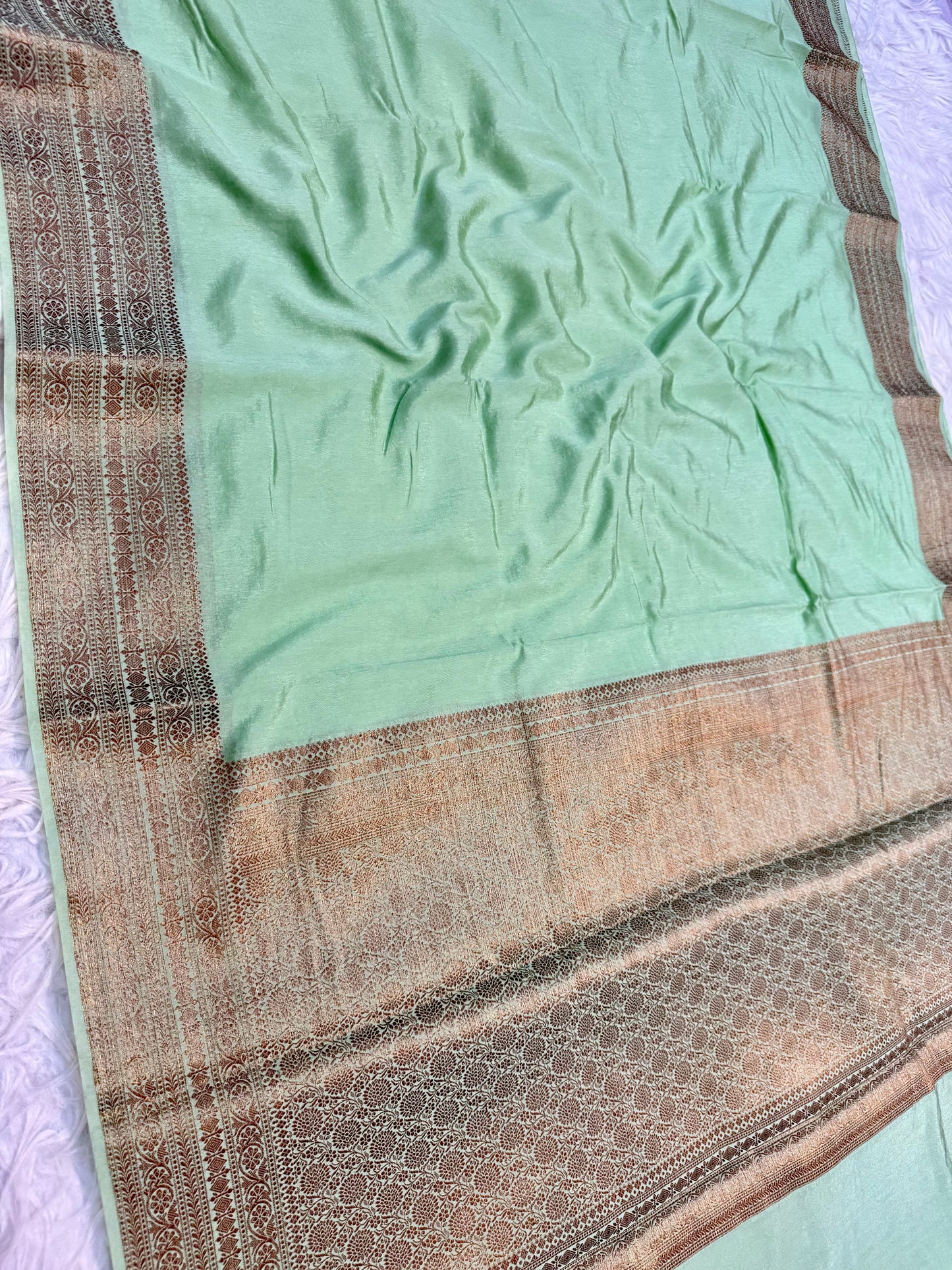 Pista green shade Raw mango soft silk banarasi saree