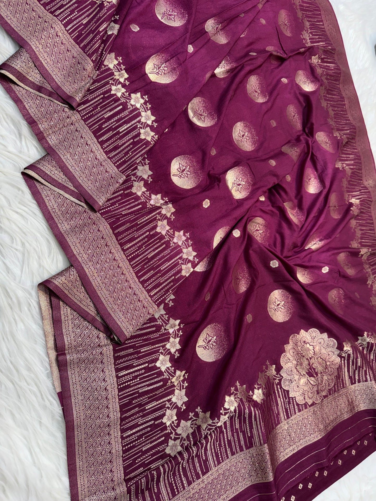 Maroon shade georgatte Banarasi saree